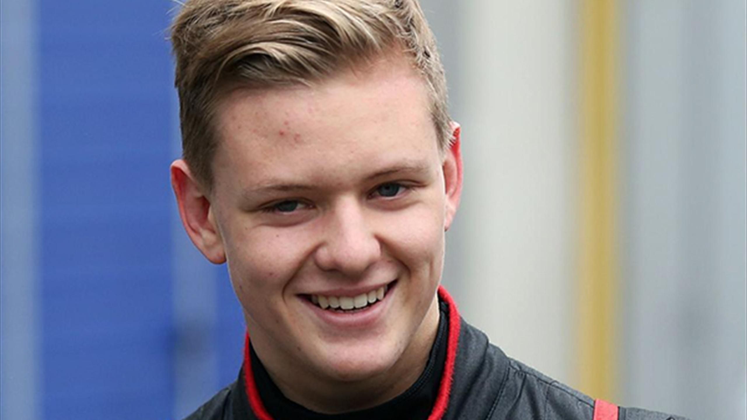 Michael Schumacher: Teenage son Mick impresses on Formula 4 debut -  Eurosport