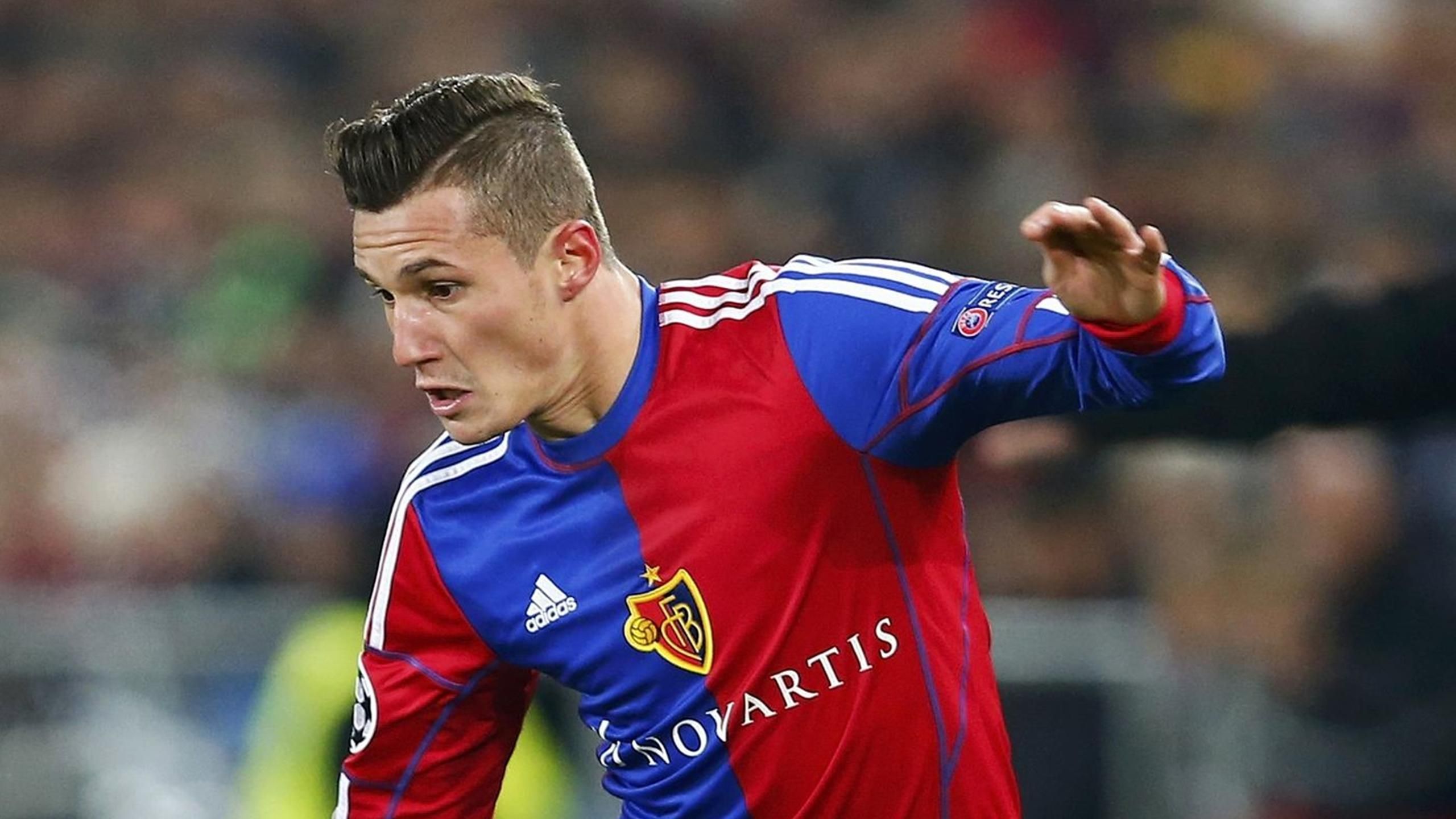 Bundesliga Borussia Dortmund Und Schalke 04 Bekunden Interesse An Taulant Xhaka Eurosport