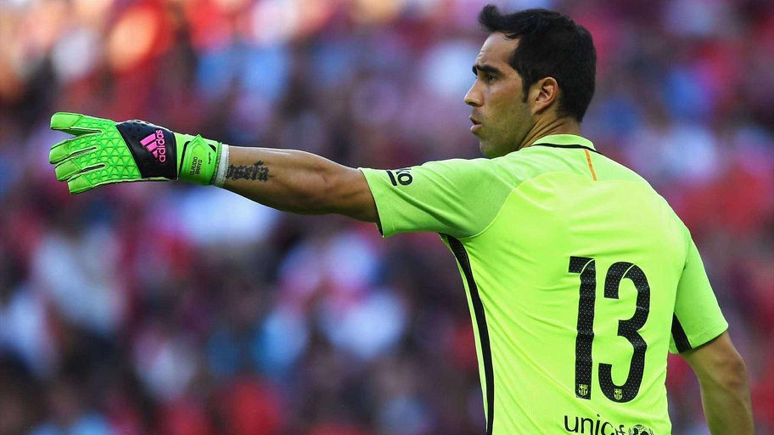 vratar barselony klaudio bravo