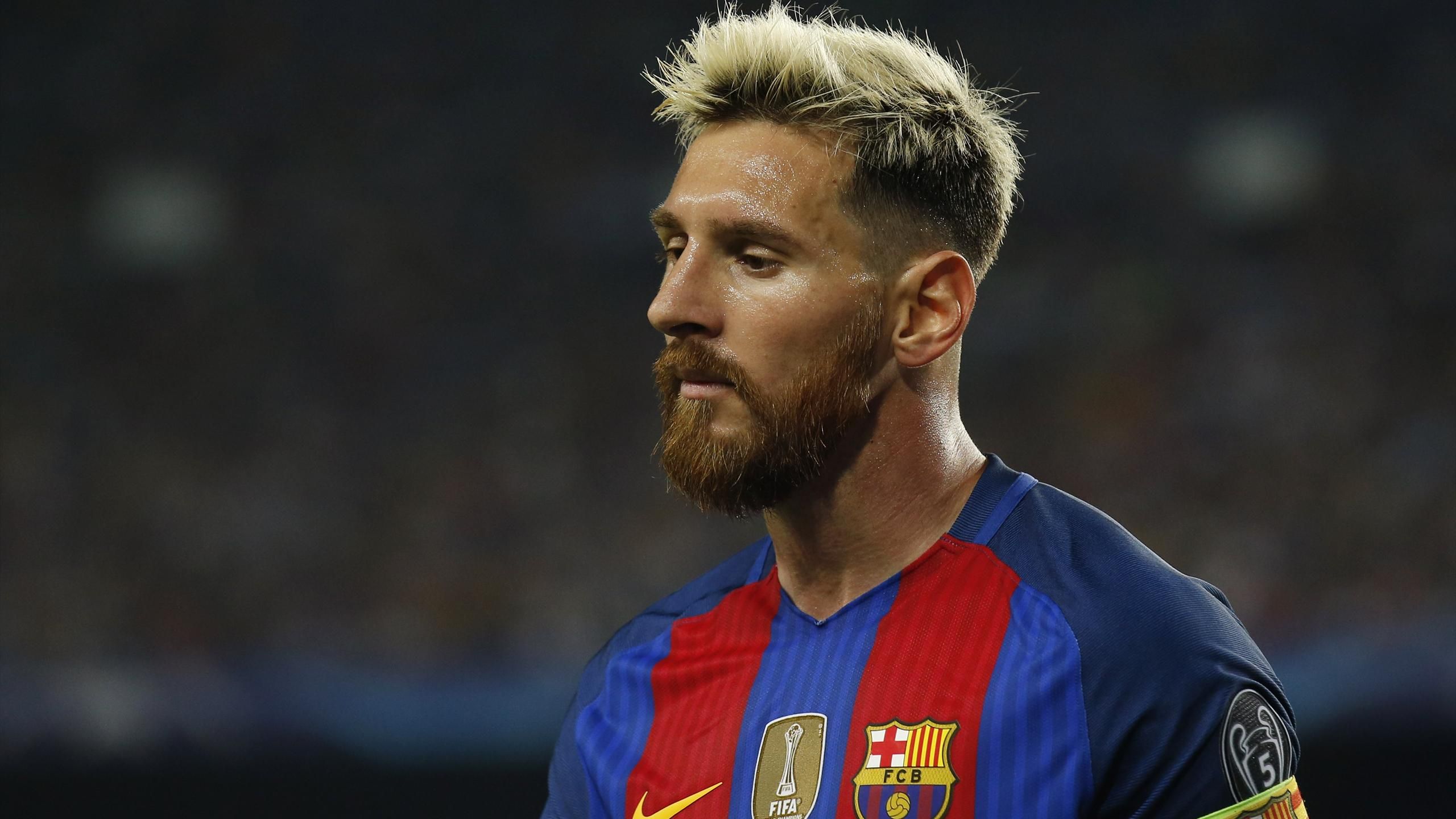 Messi and Neymar tried to convince a third Barca player to dye his hair  blonde