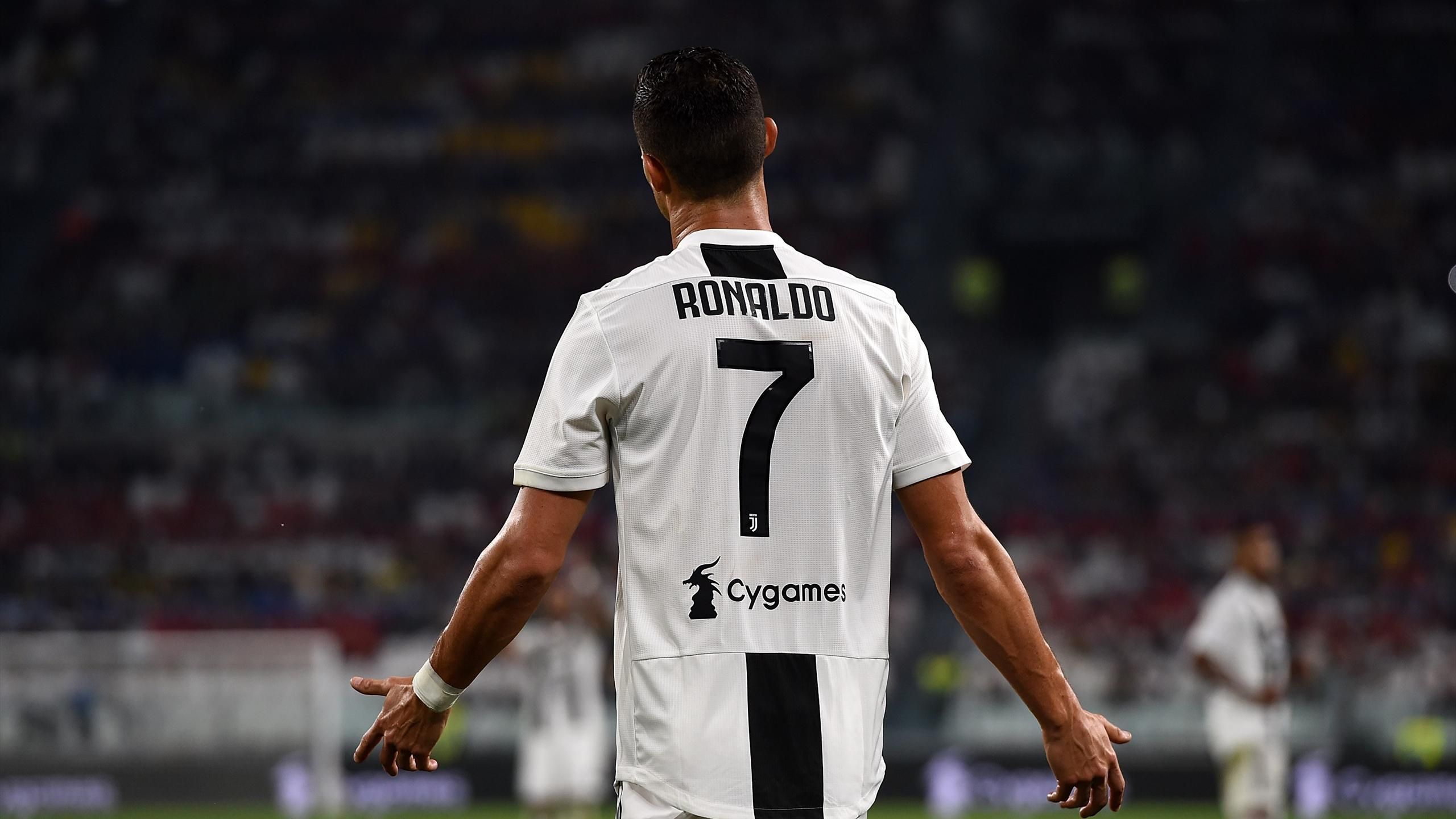 eks sportivnyj direktor milana