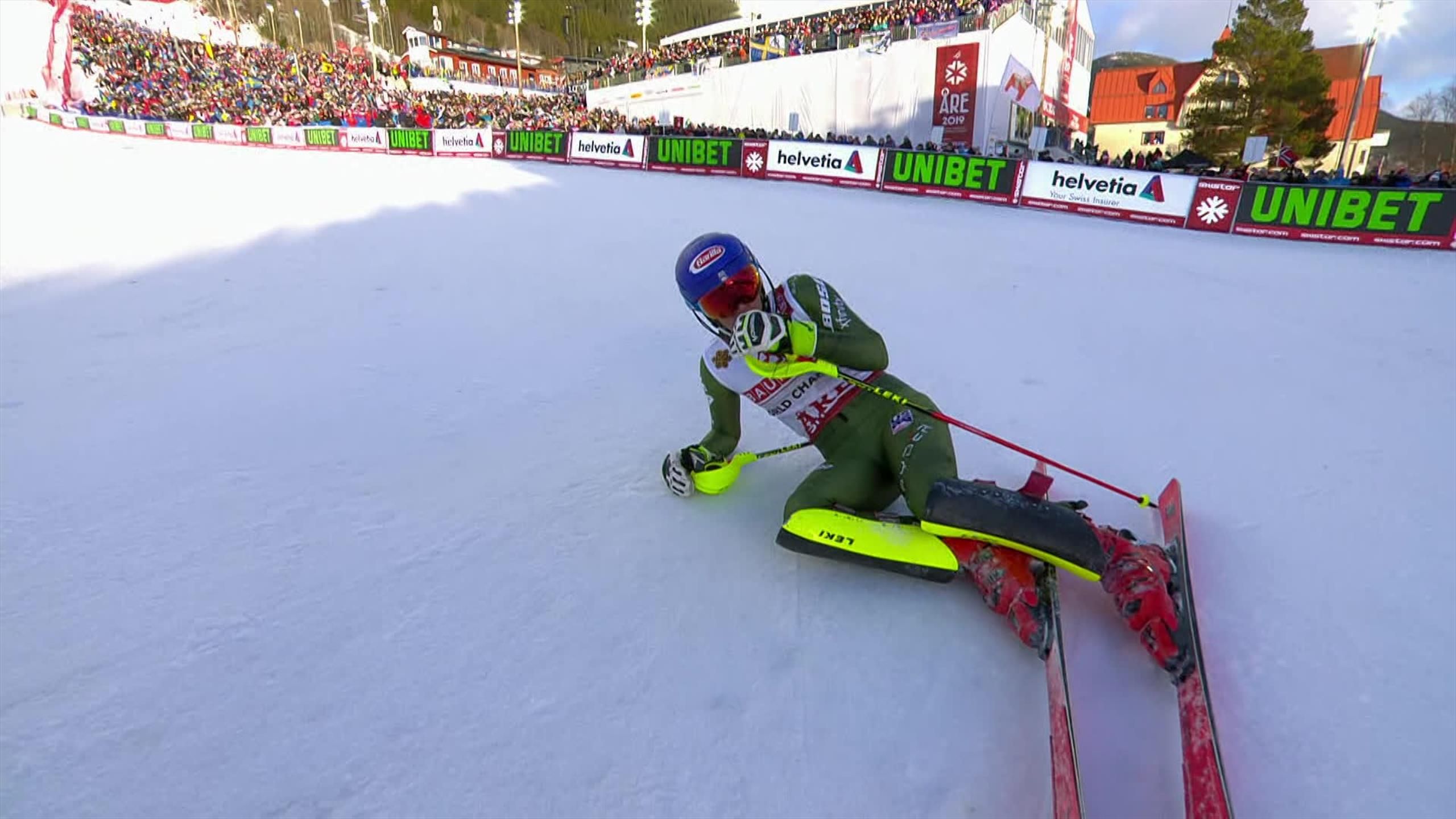 Alpine skiing video - Breathtaking! - See the run which delivered world slalom title for Shiffrin - Alpine Skiing video