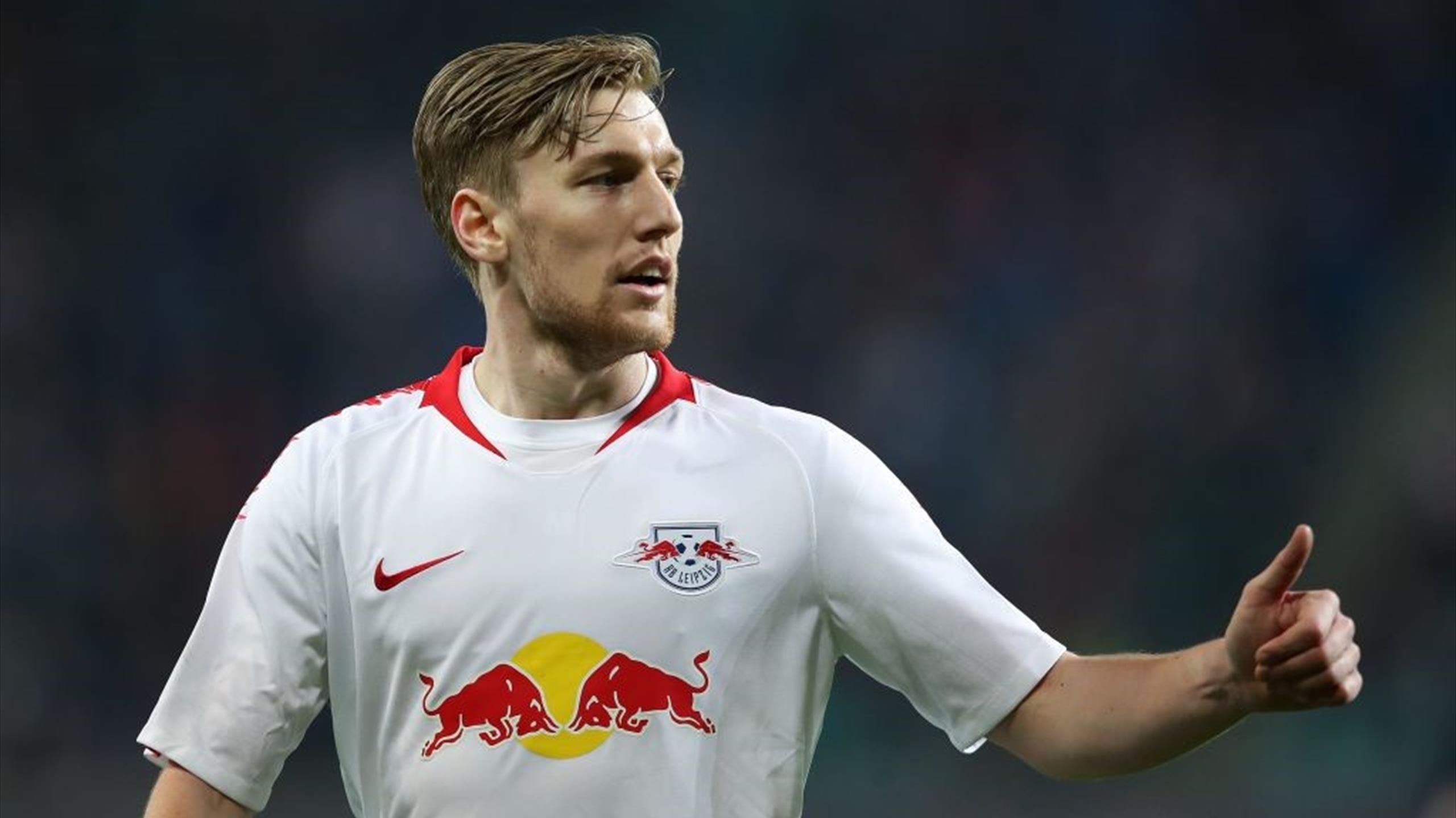 Emil Forsberg Von Rb Leipzig Verteidigt Seine Frau Nach Instagram Post Eurosport