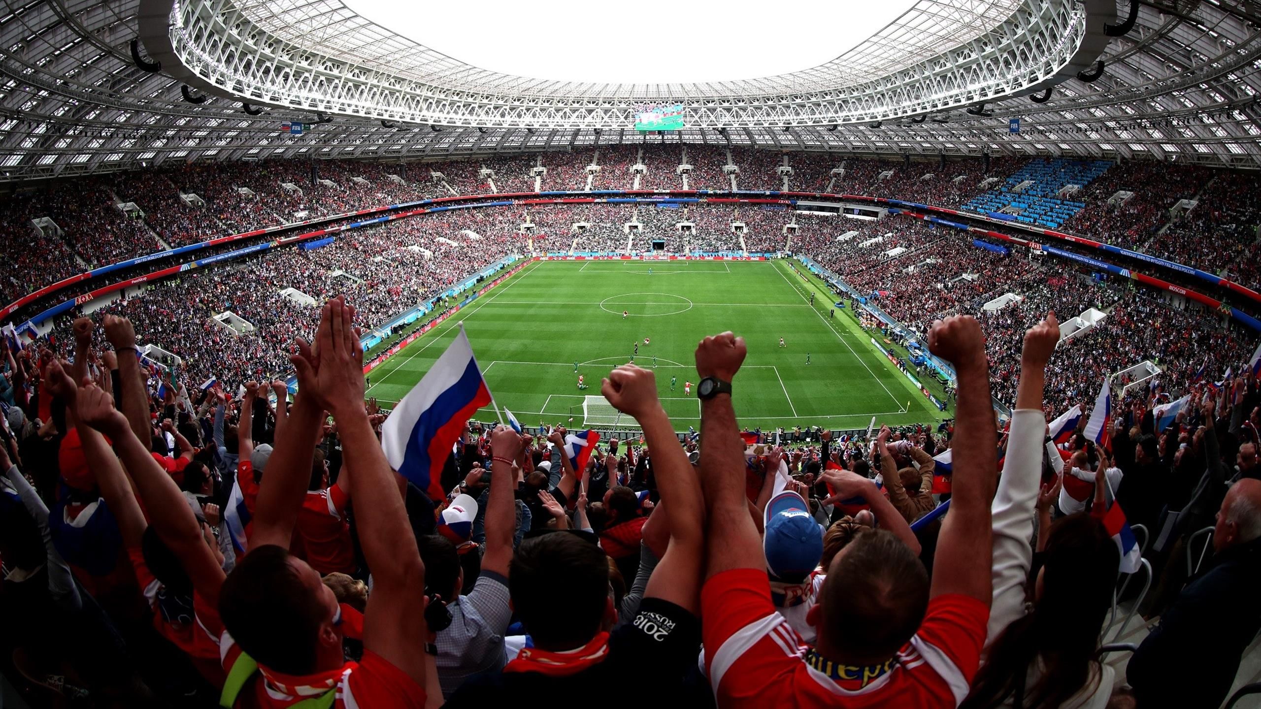 peskov otvetil na obvineniya v tom chto