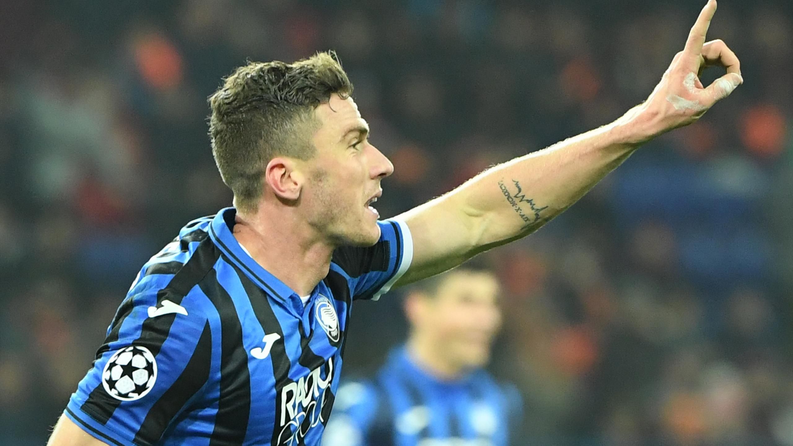 Atalanta Bergamo Robin Gosens Mit Deutlicher Kritik Am Fussball Geschaft Eurosport