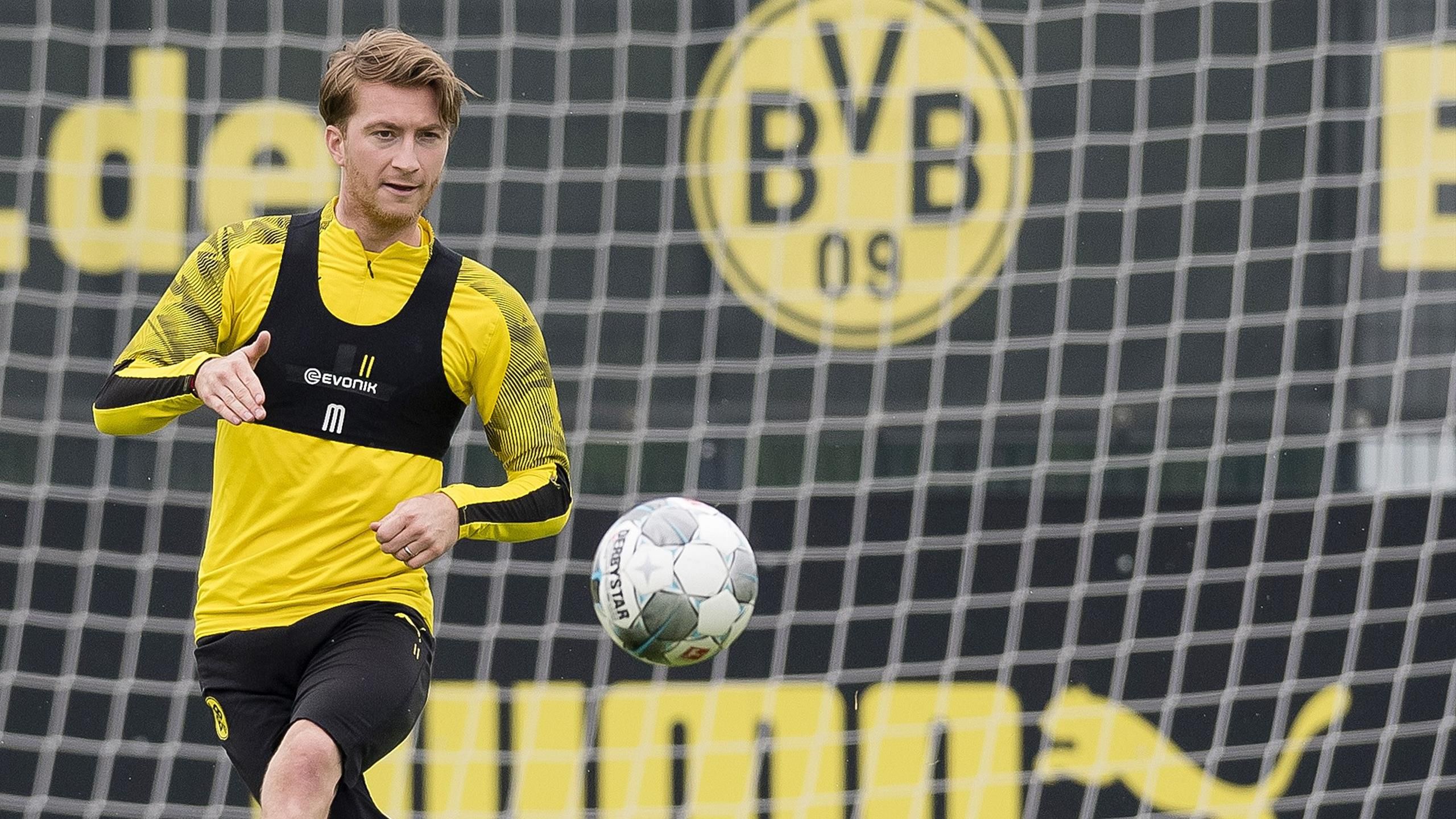 Bvb Wie Planen Borussia Dortmund Und Lucien Favre Mit Marco Reus Eurosport