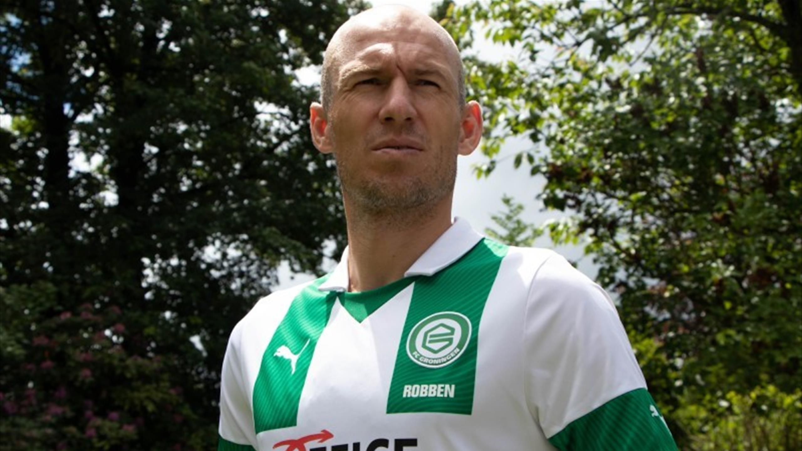 Arjen Robben Kehrt Beim Fc Groningen Auf Den Platz Zuruck Eurosport