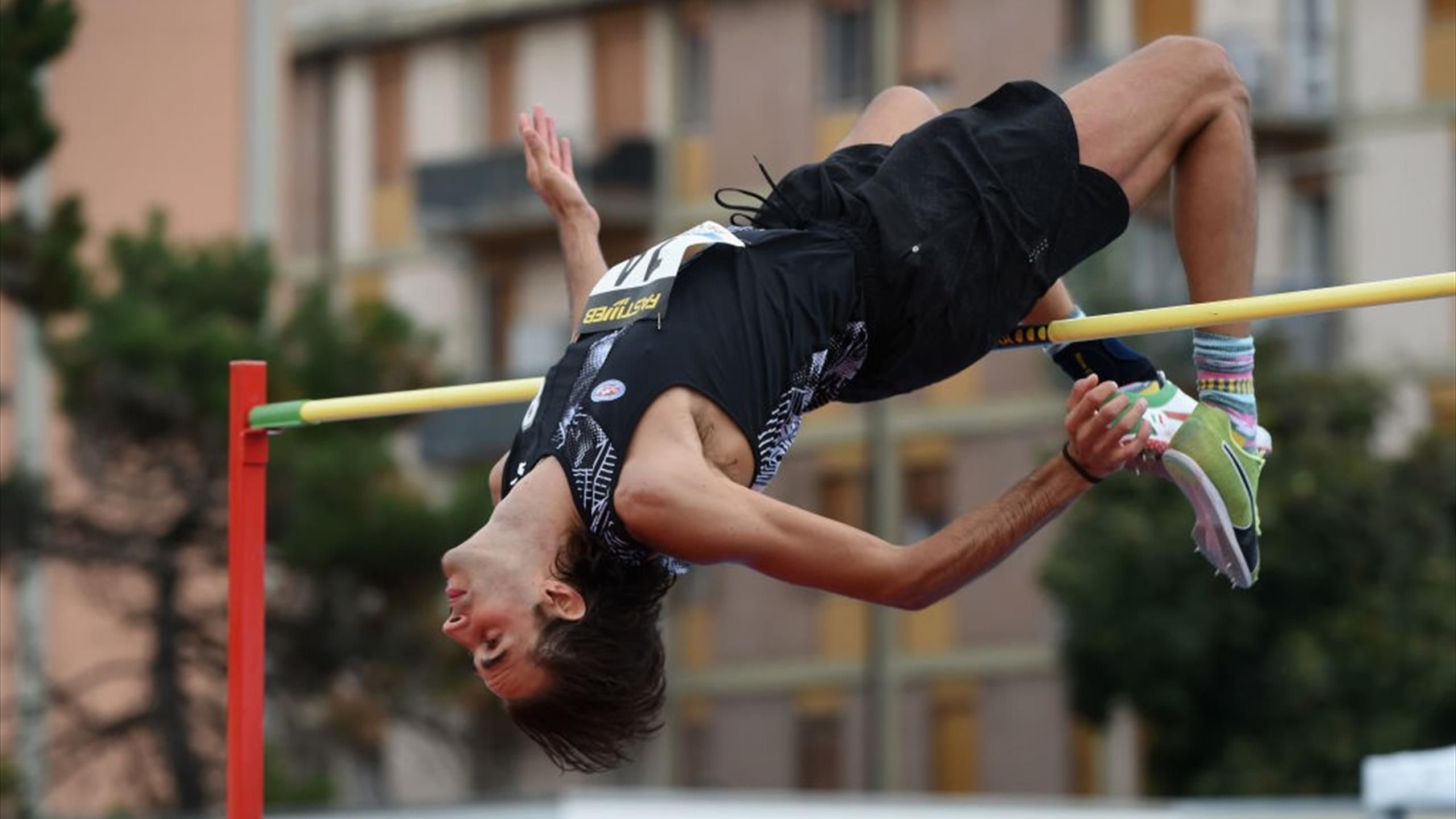 Golden Gala Tortu Terzo A 10 09 Tamberi Secondo Con 2 27 Eurosport