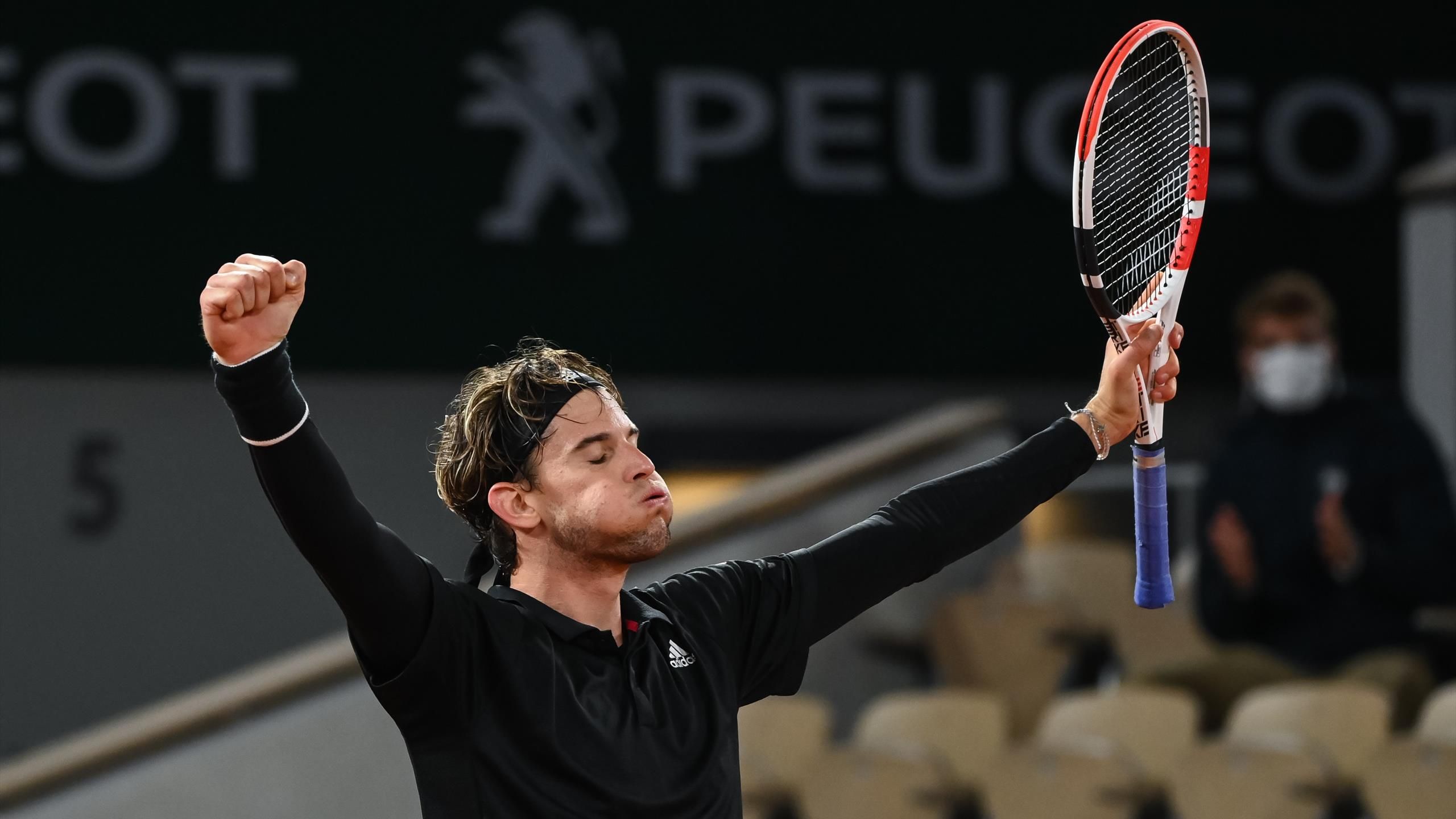French Open Thiem verwandelt zweiten Matchball gegen Gaston - Tennis Video 