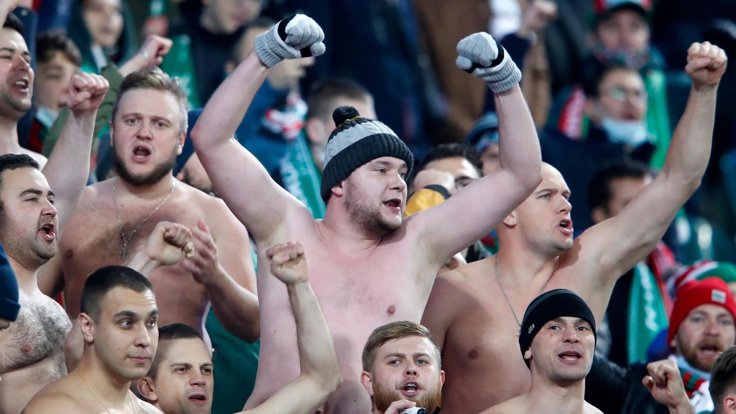 tinkoff rpl v rossii vvedut fan id