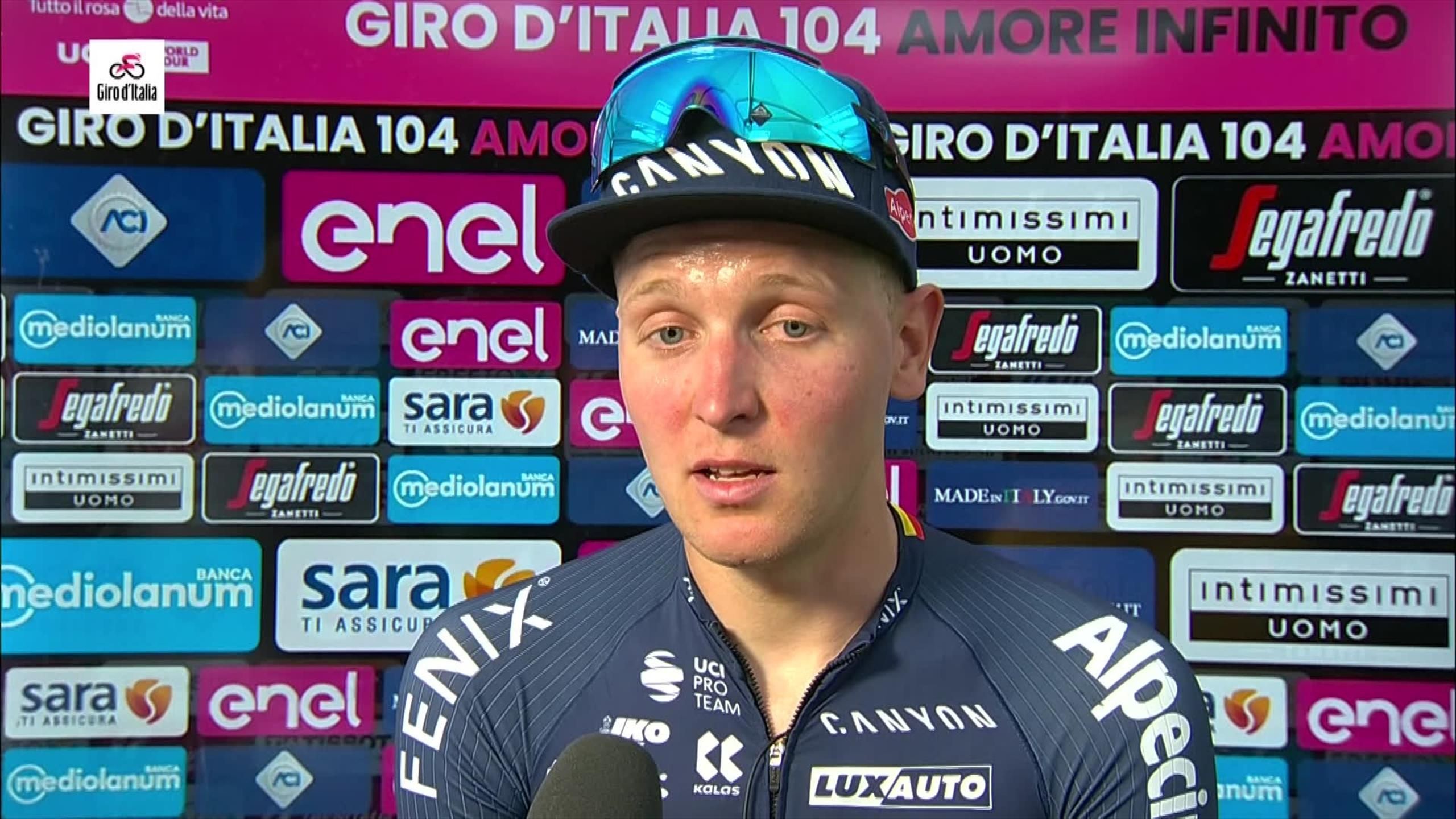 Giro D Italia 2021 Faster Faster Faster Tim Merlier On Great Victory On Stage 2 Cycling Video Eurosport