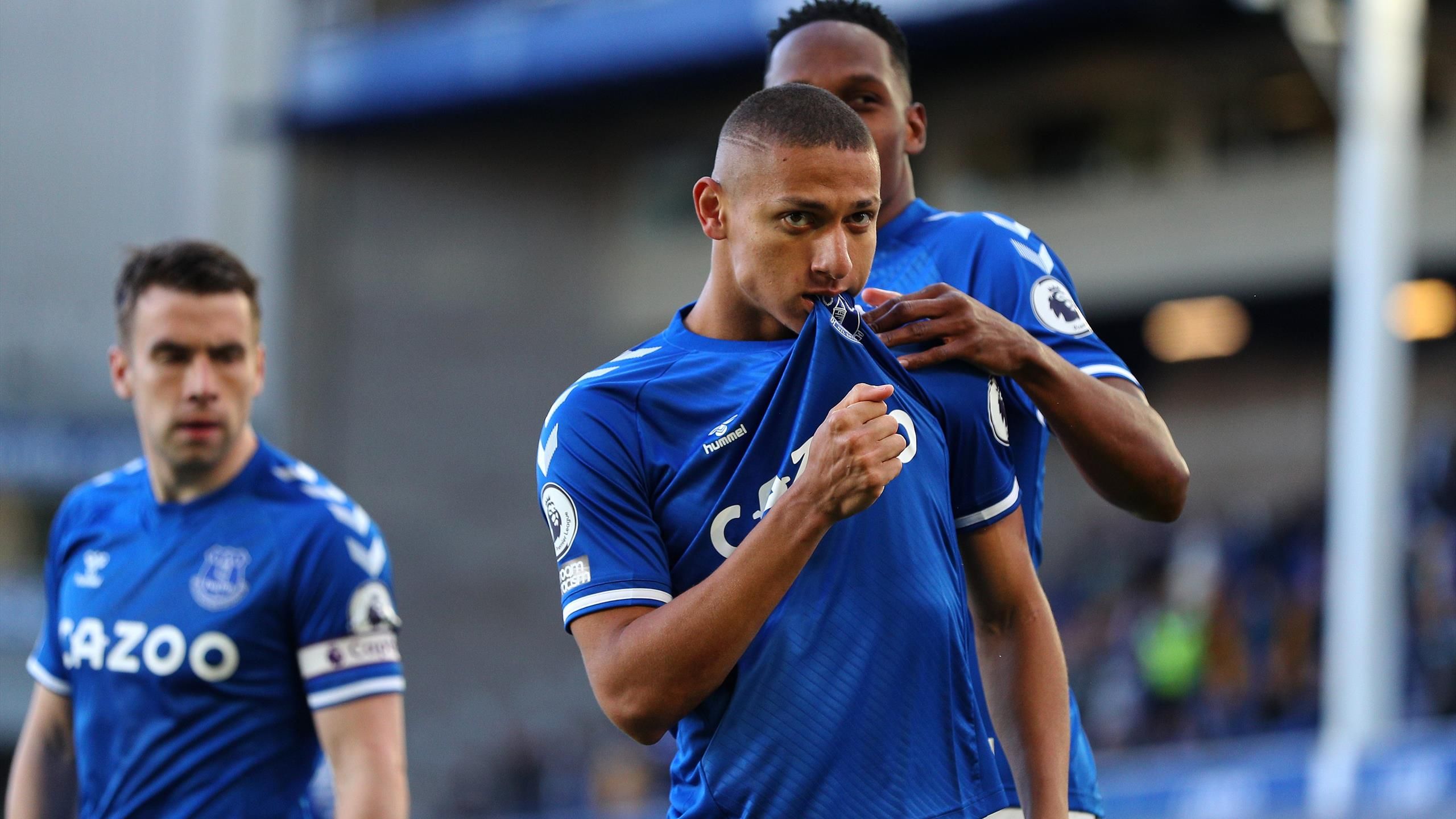 Premier League Result Richarlison Scores As Everton Beat Wolves To Stay In Europa League Hunt Eurosport