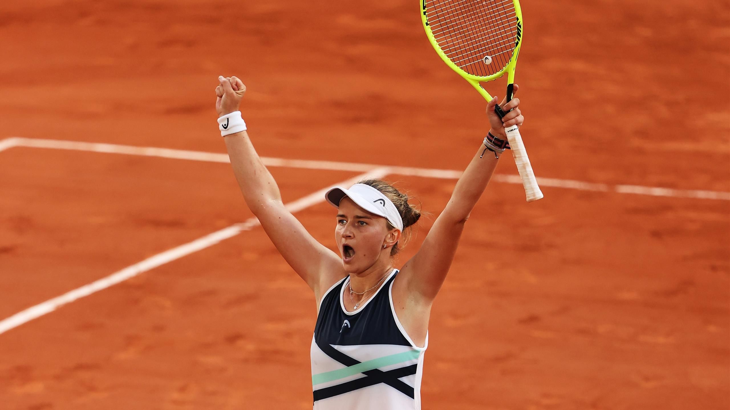 Sakkari Tennisspielerin . French Open Krejcikova Kampft Sakkari Nieder Und Steht Im Finale Von Roland Garros Eurosport