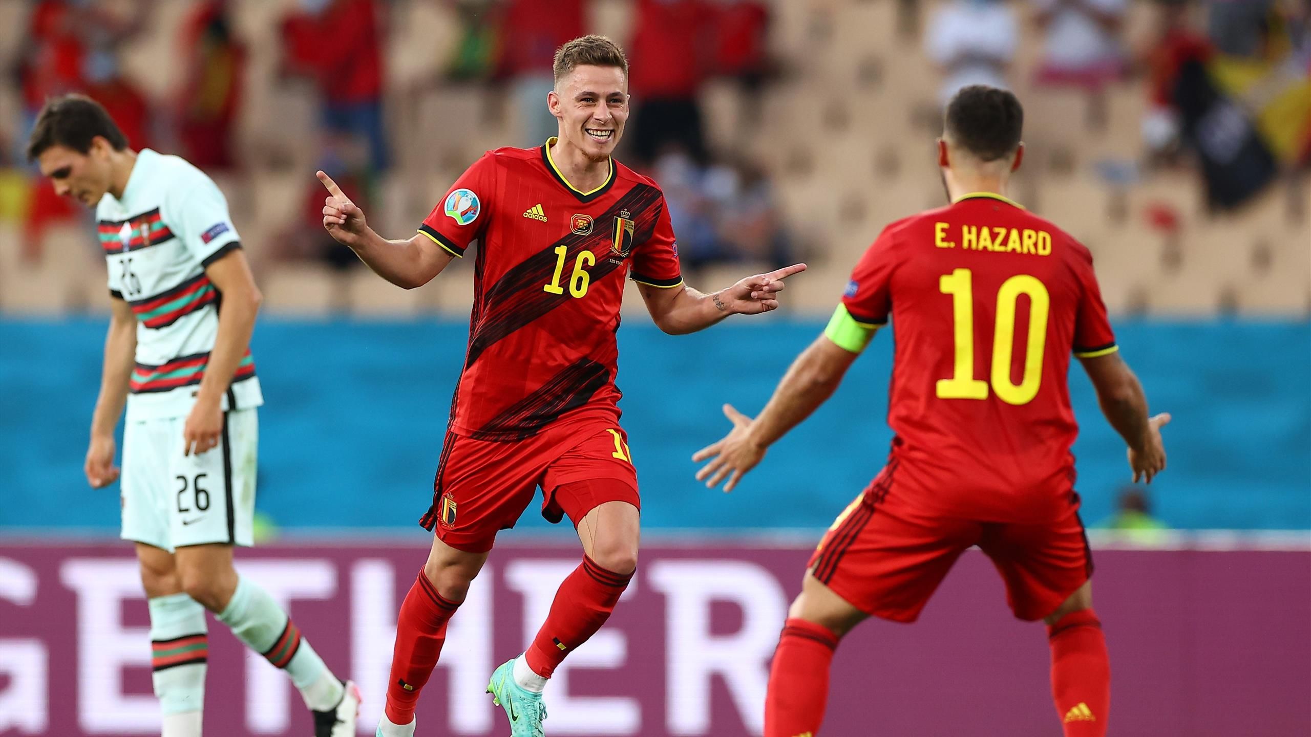 Em Belgien Schmeisst Titelverteidiger Portugal Im Achtelfinale Raus Thorgan Hazard Erzielt Siegtreffer Eurosport