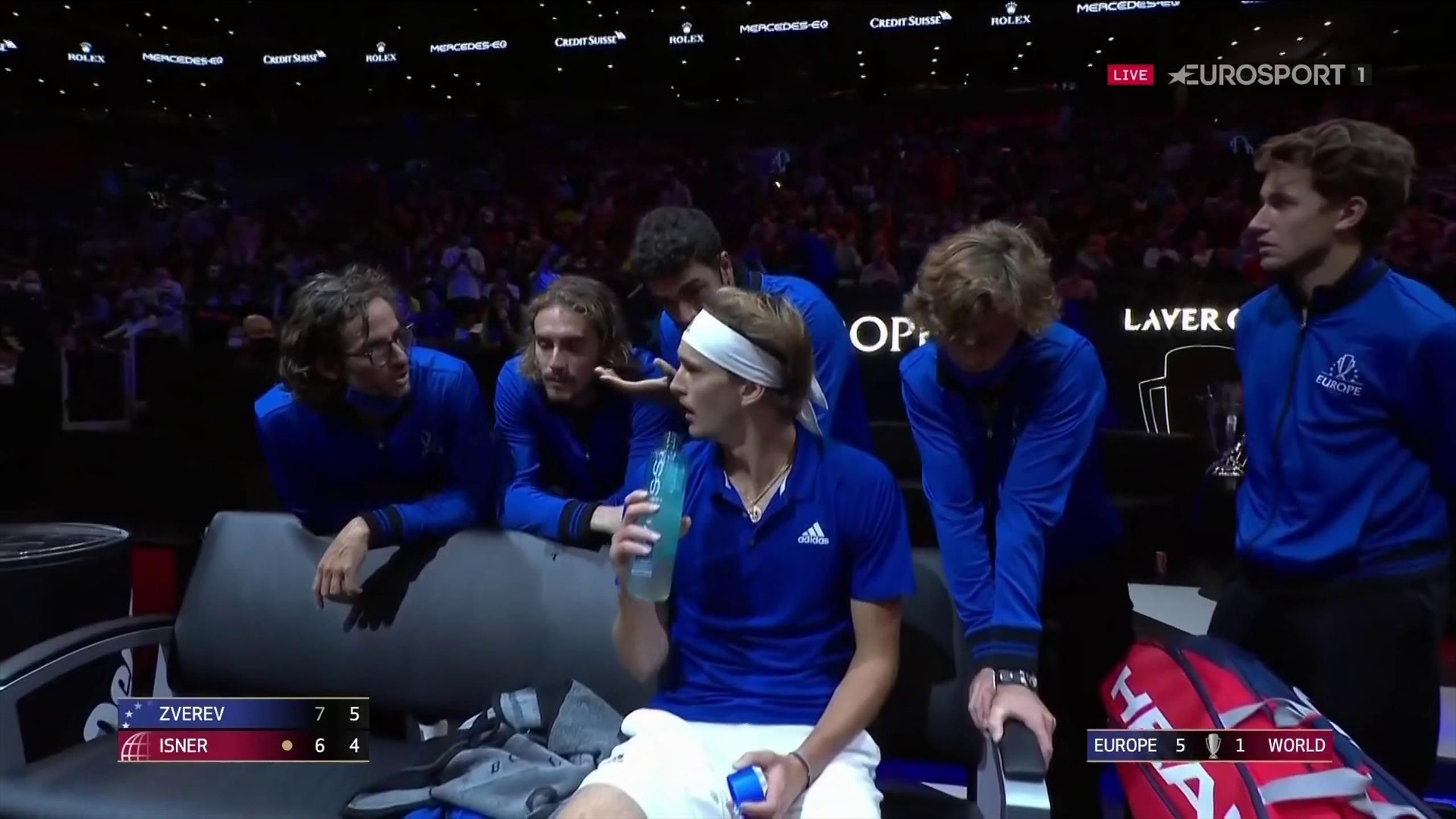 Laver Cup 2021 - Its a team huddle! - Team Europe take coaching to next level with Alexander Zverev - Tennis video