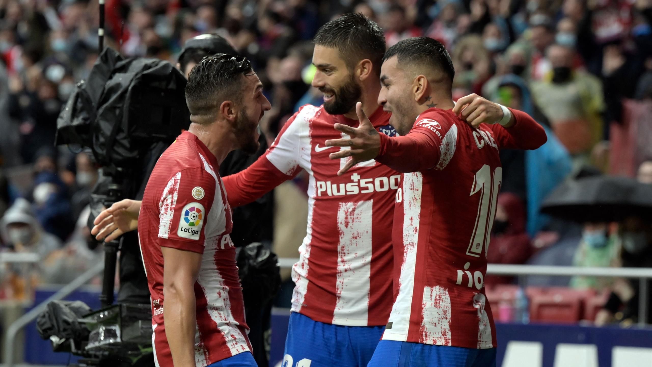 Atletico Madrid 3-0 Real Betis: and Joao Felix among the goals as champions close in on Liga leaders - Eurosport