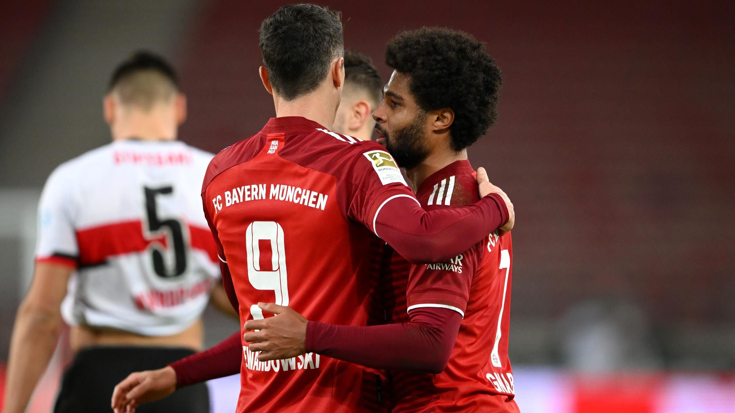 dikte Huh President Stuttgart 0-5 Bayern Munich: Serge Gnabry scores a hat-trick as visitors  fire five past hosts - Eurosport