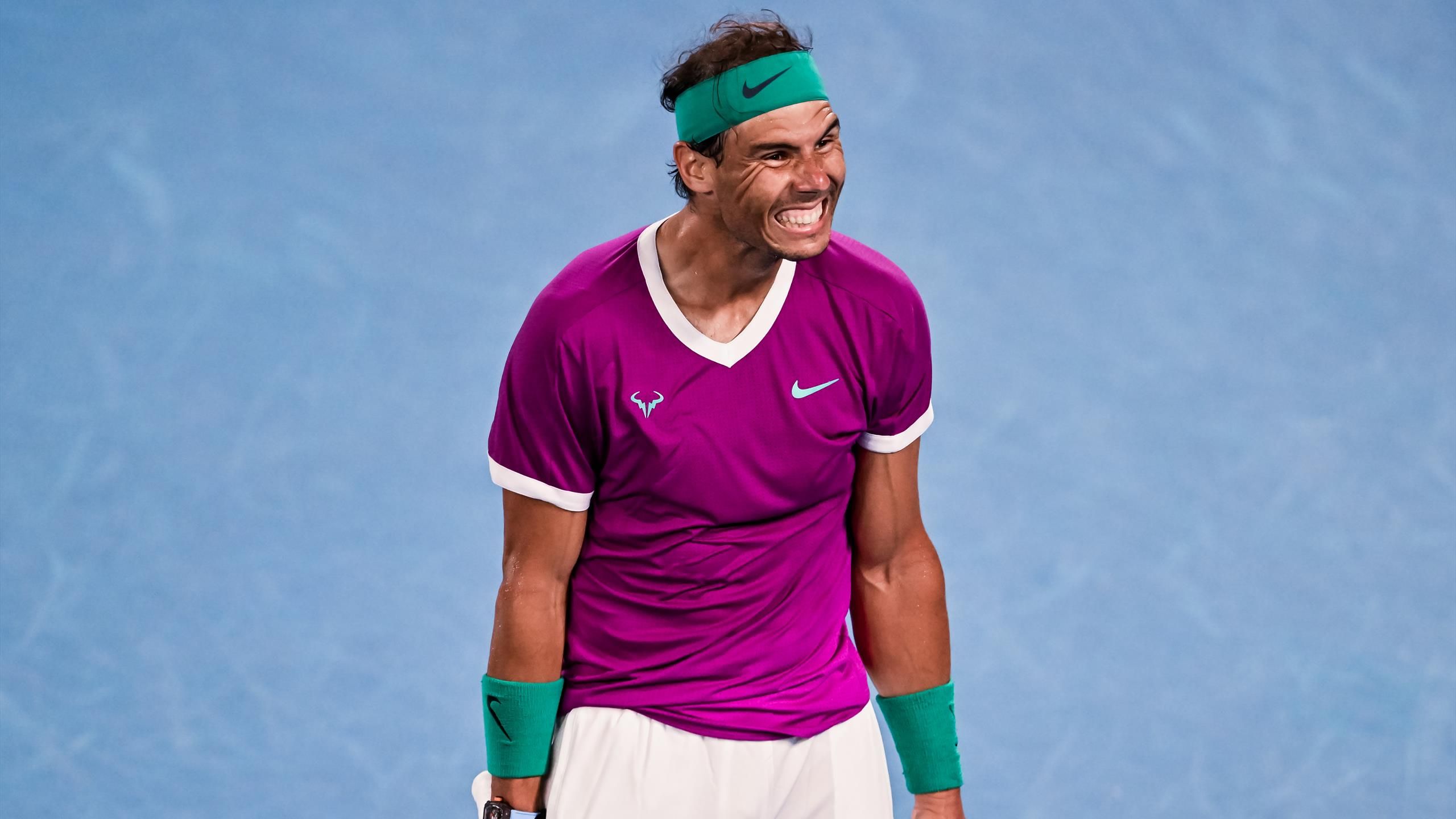 nadal head tie
