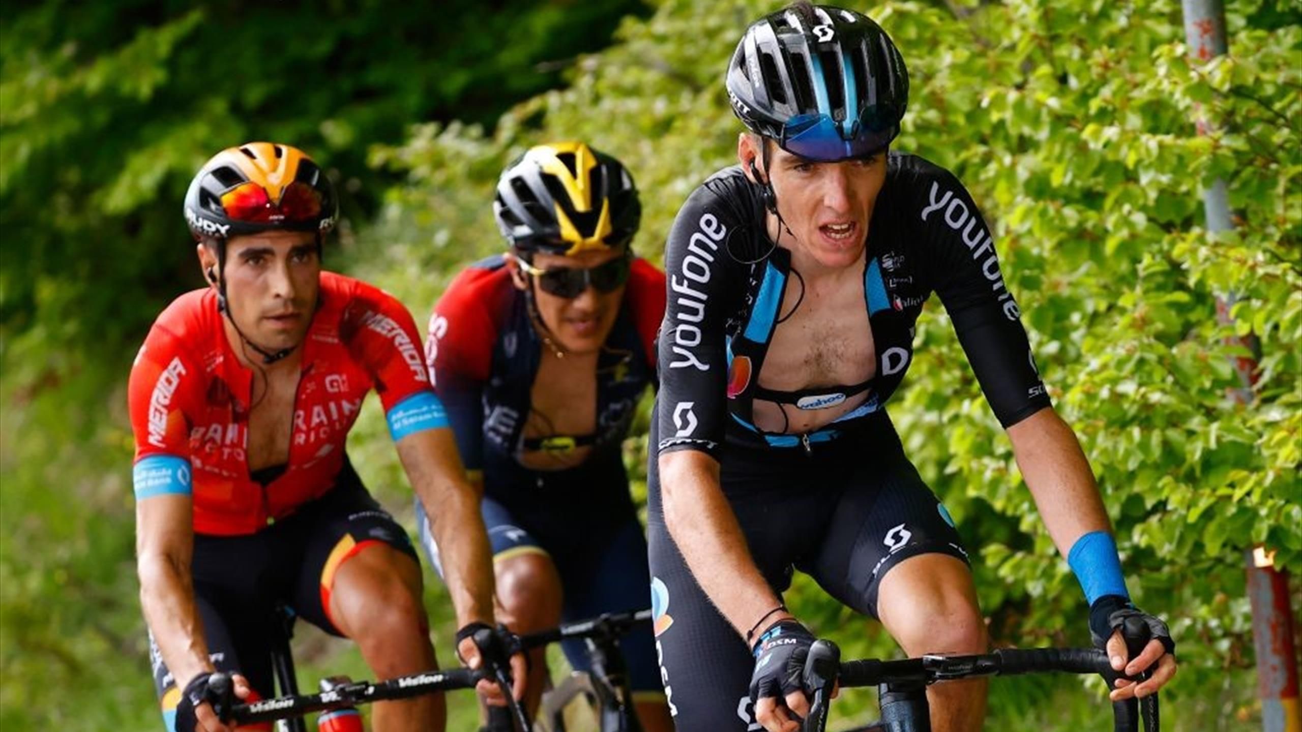 Giro d'Italia 2022 - Un altro protagonista se ne va: si ritira Romain Bardet  (4° in classifica) per problemi di stomaco - Eurosport