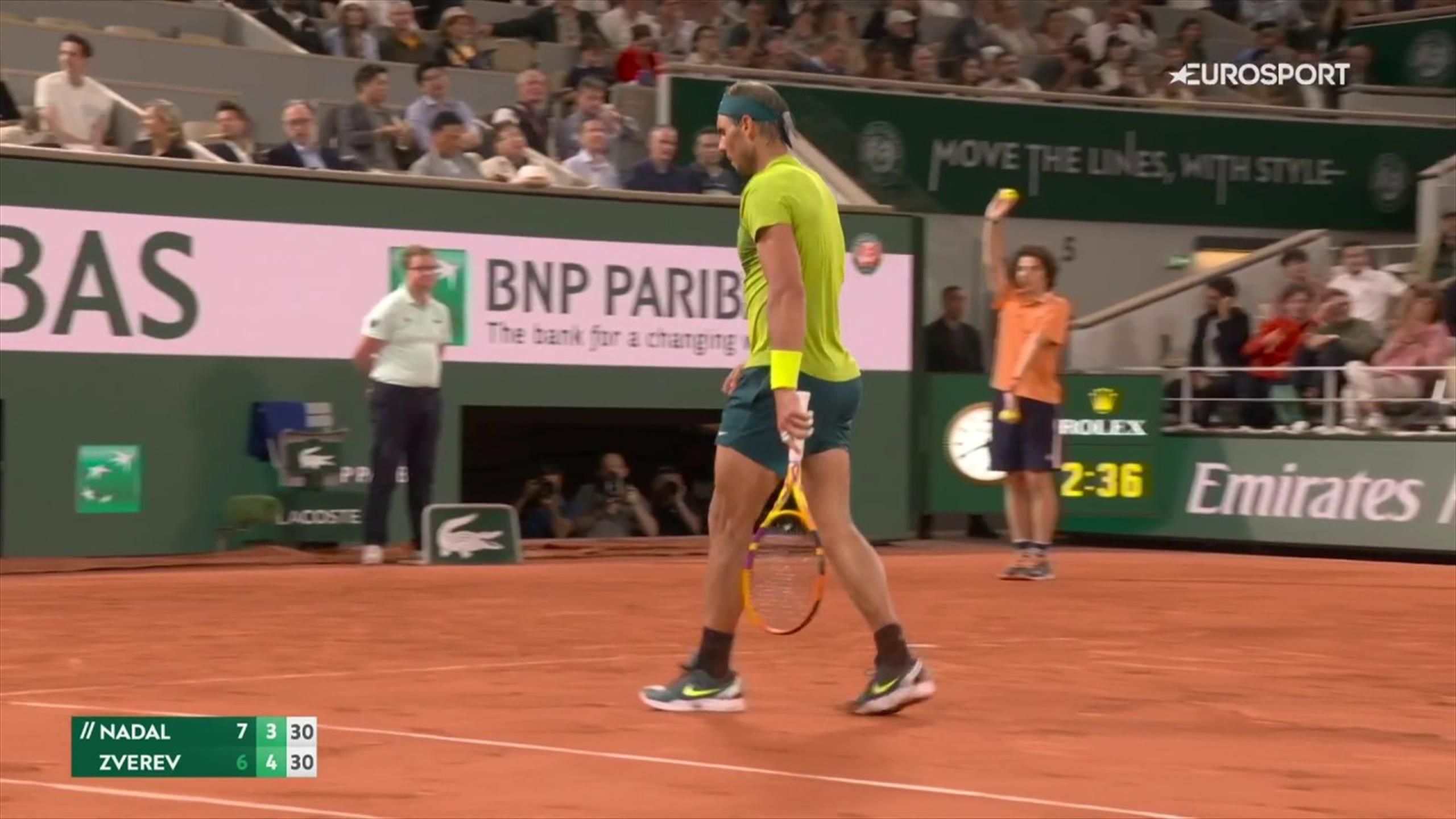 No! He doesnt miss overheads! - Rafael Nadal howler brings up Alexander Zverev break point at French Open - Tennis video