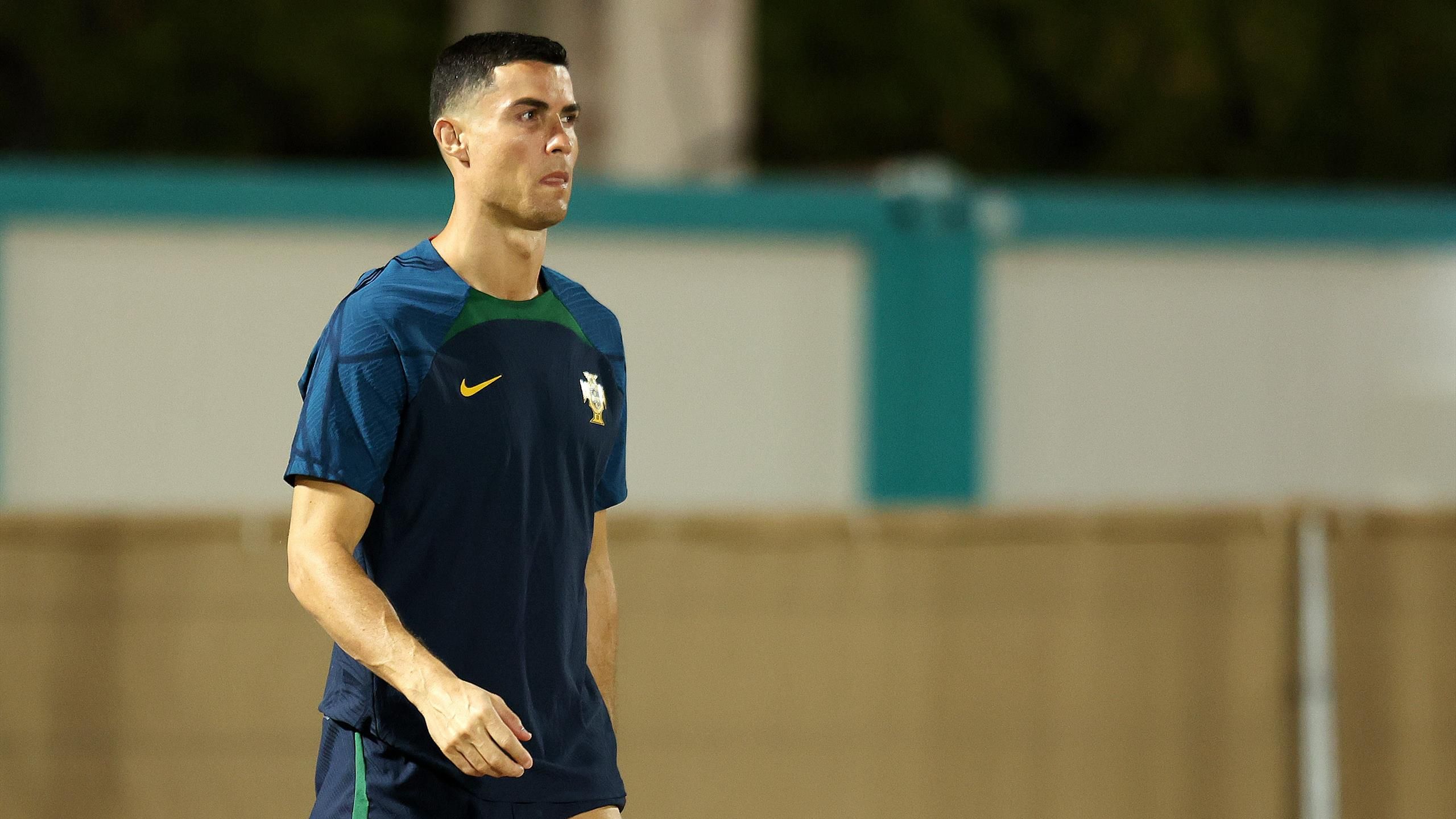 cansada La Iglesia Frase Mundial Qatar 2022 | Cristiano Ronaldo se entrena en Valdebebas a la espera  de que se resuelva su futuro - Eurosport