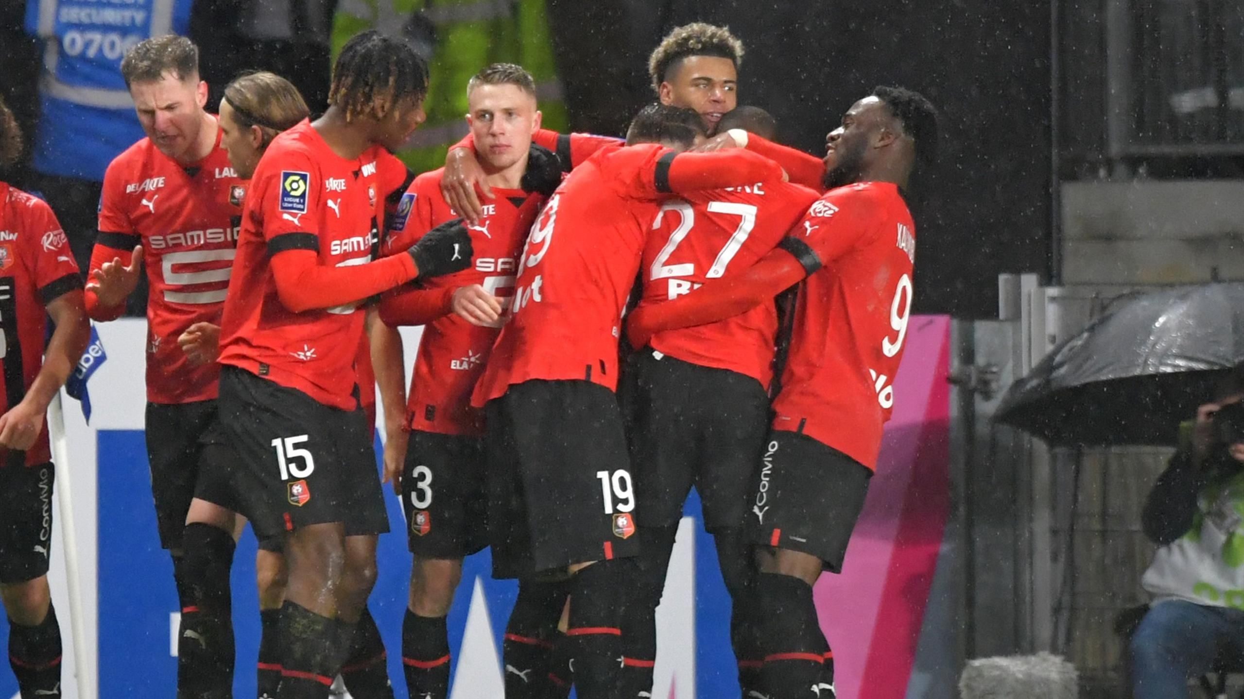 Versnellen Kameel zuurgraad Traoare winner gives Paris Saint-Germain title setback after shock Rennes  defeat in Ligue 1 - Eurosport
