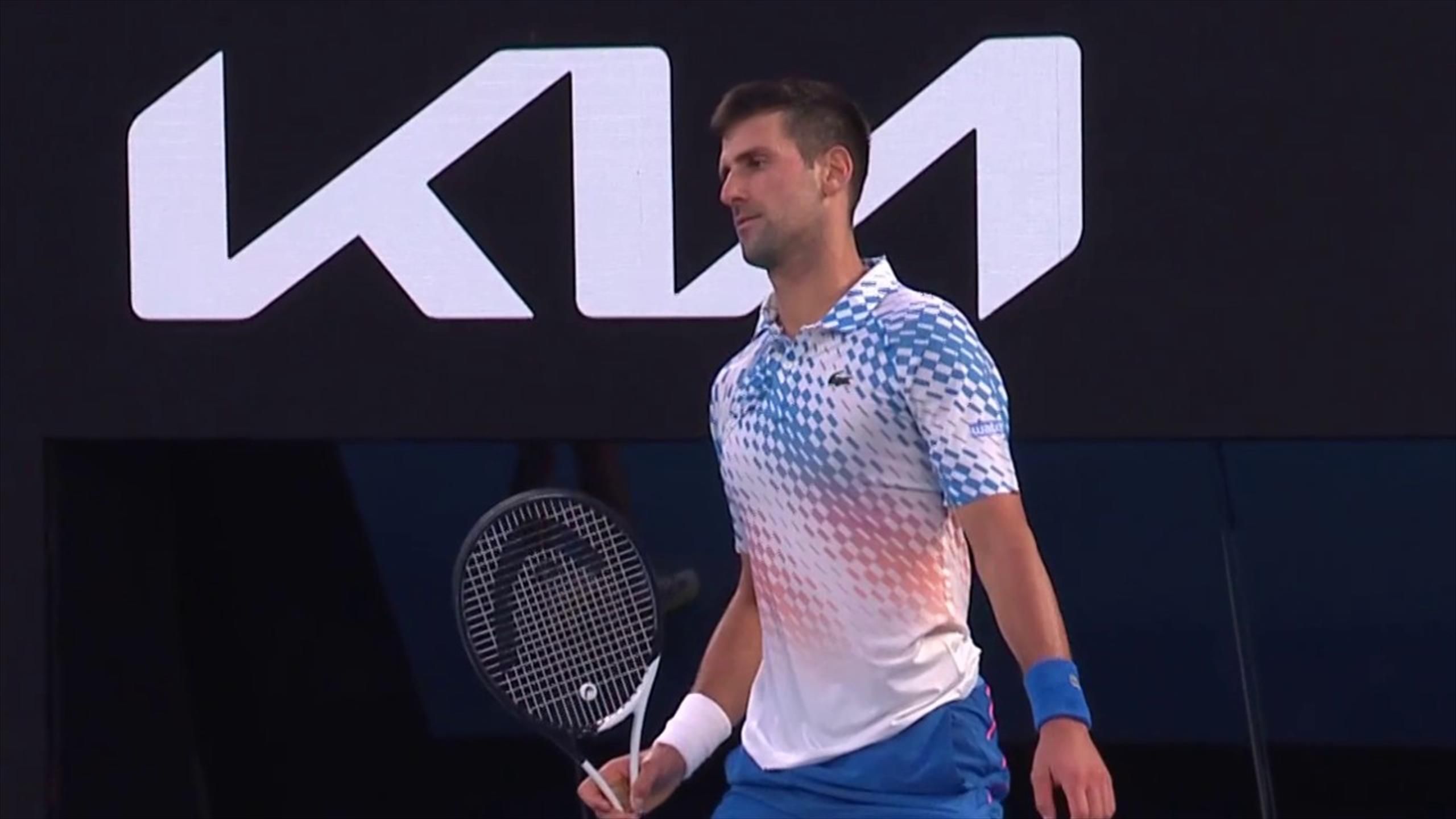 Australian Open Novak Djokovic wackelt im Halbfinale - 51-Führung hergegeben - Tennis Video