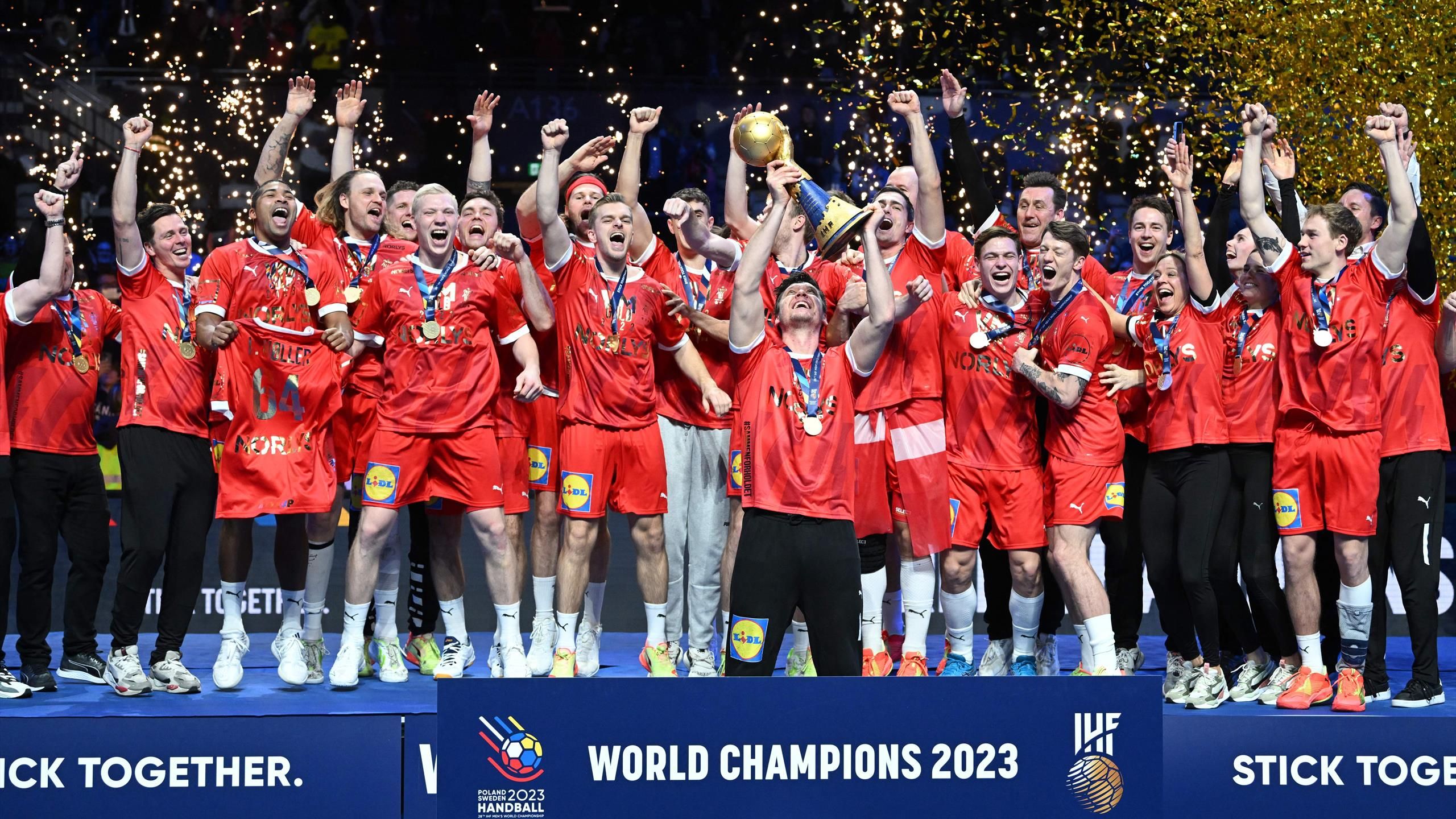 Handball-WM 2023 - Dänemarks Könige in Stockholm gekrönt Siegerehrung nach Finalkrimi gegen Frankreich - Handball Video
