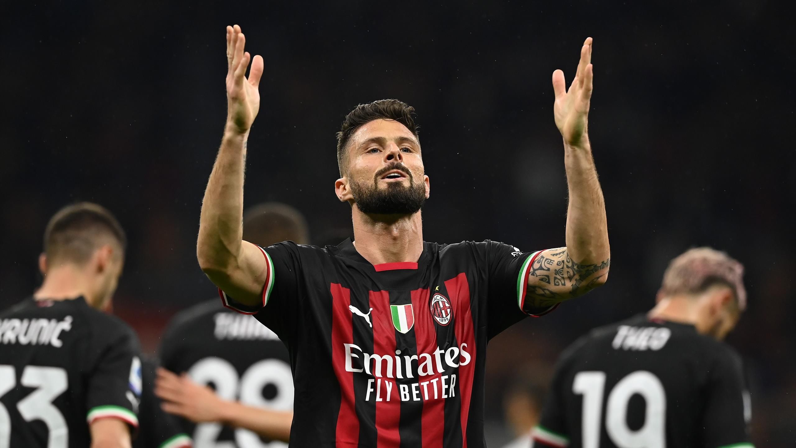forsvar middelalderlig bælte AC Milan 5-1 Sampdoria - Olivier Giroud nets hat-trick as Milan saunter  past relegated visitors in style - Eurosport