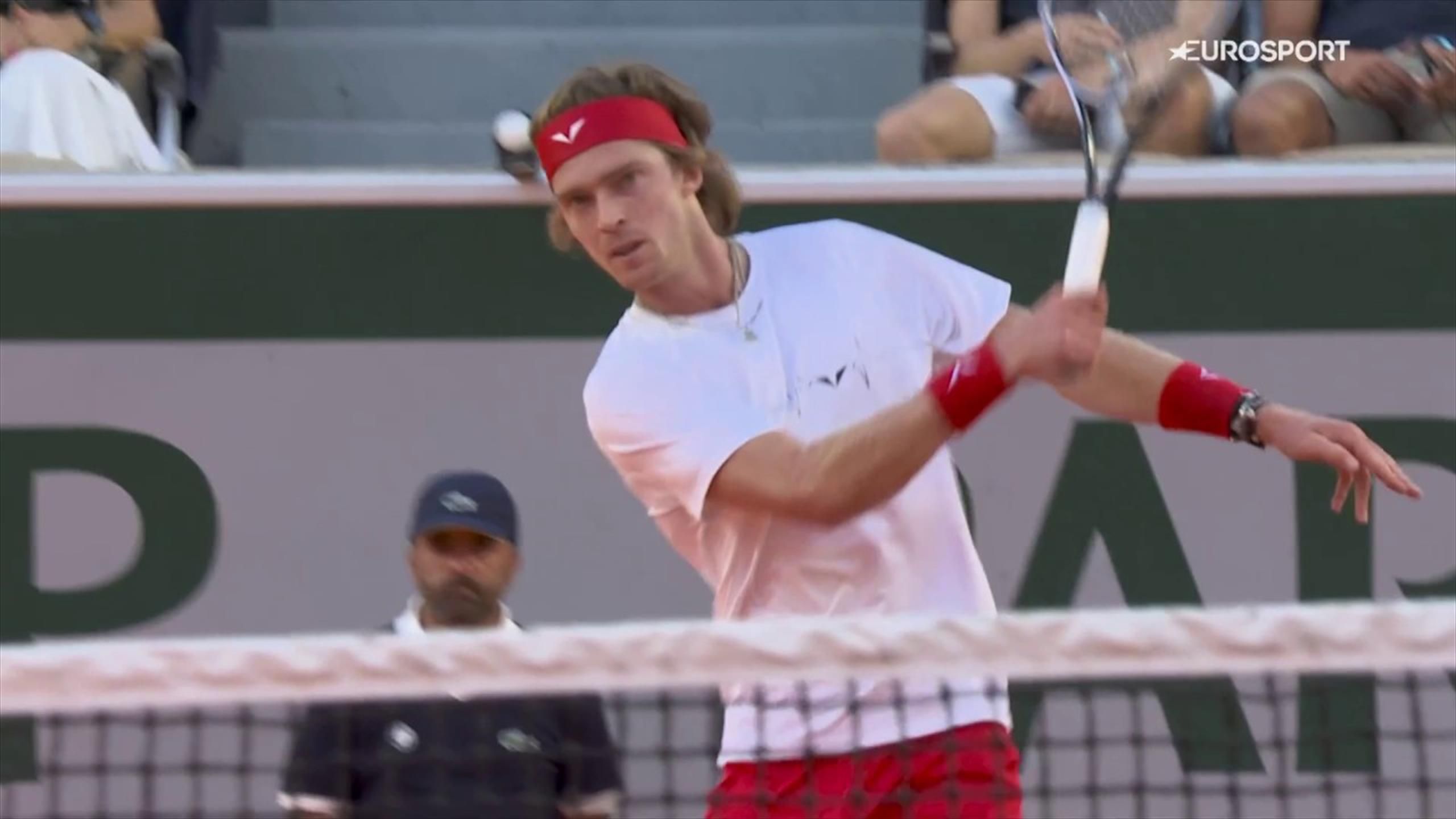 French Open 2023 Andrey Rublev NOT happy as he blasts ball away in frustration after losing set - Tennis video