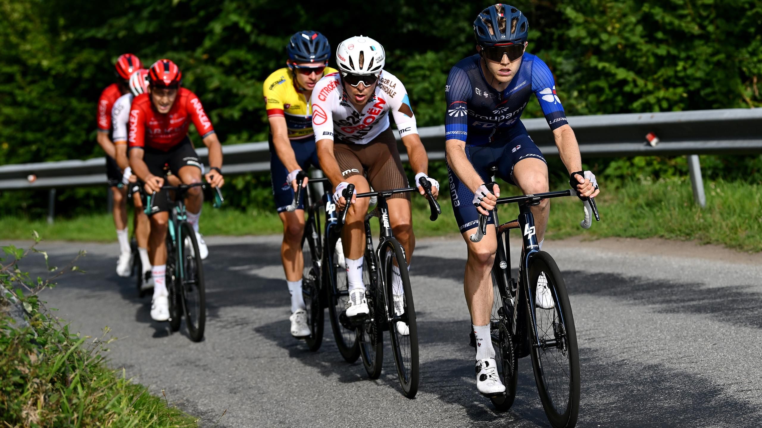 Romain Gregoire wins Stage 3 of Tour du Limousin-Perigord to extend race lead - Cycling video