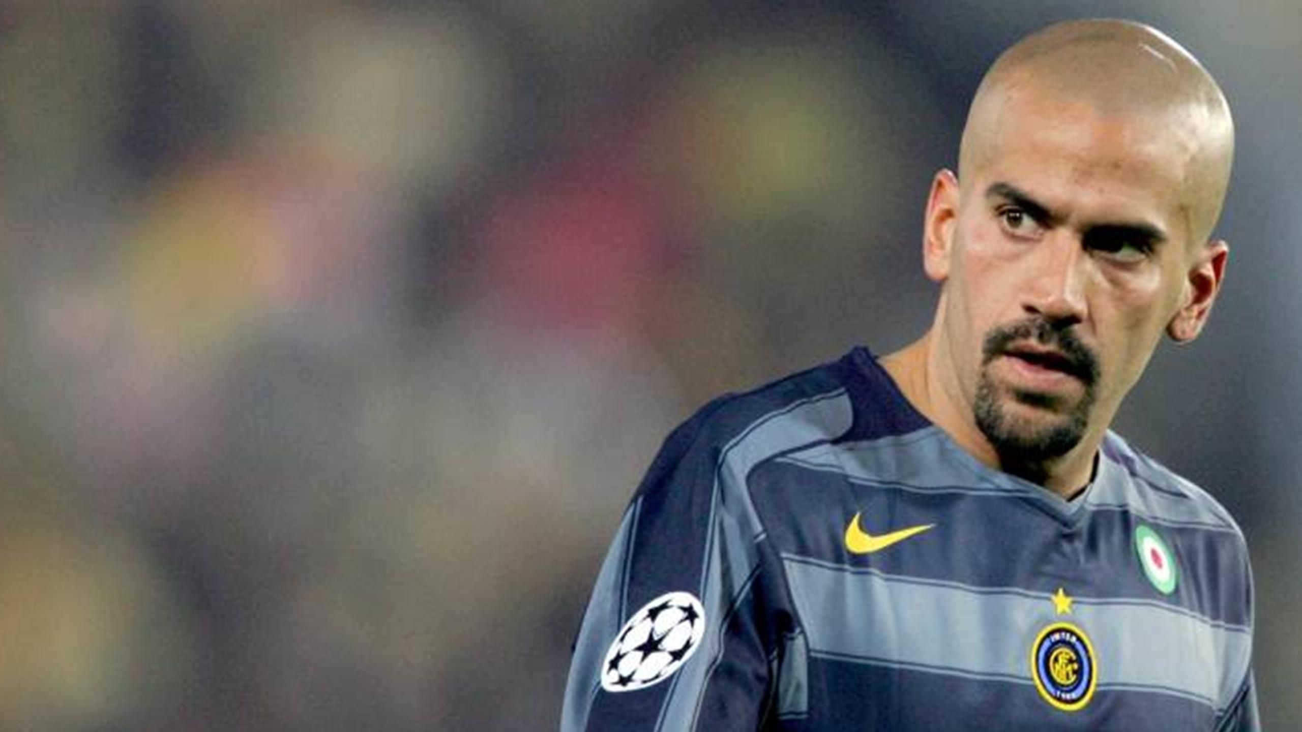 Veron eyes Pana move - Eurosport
