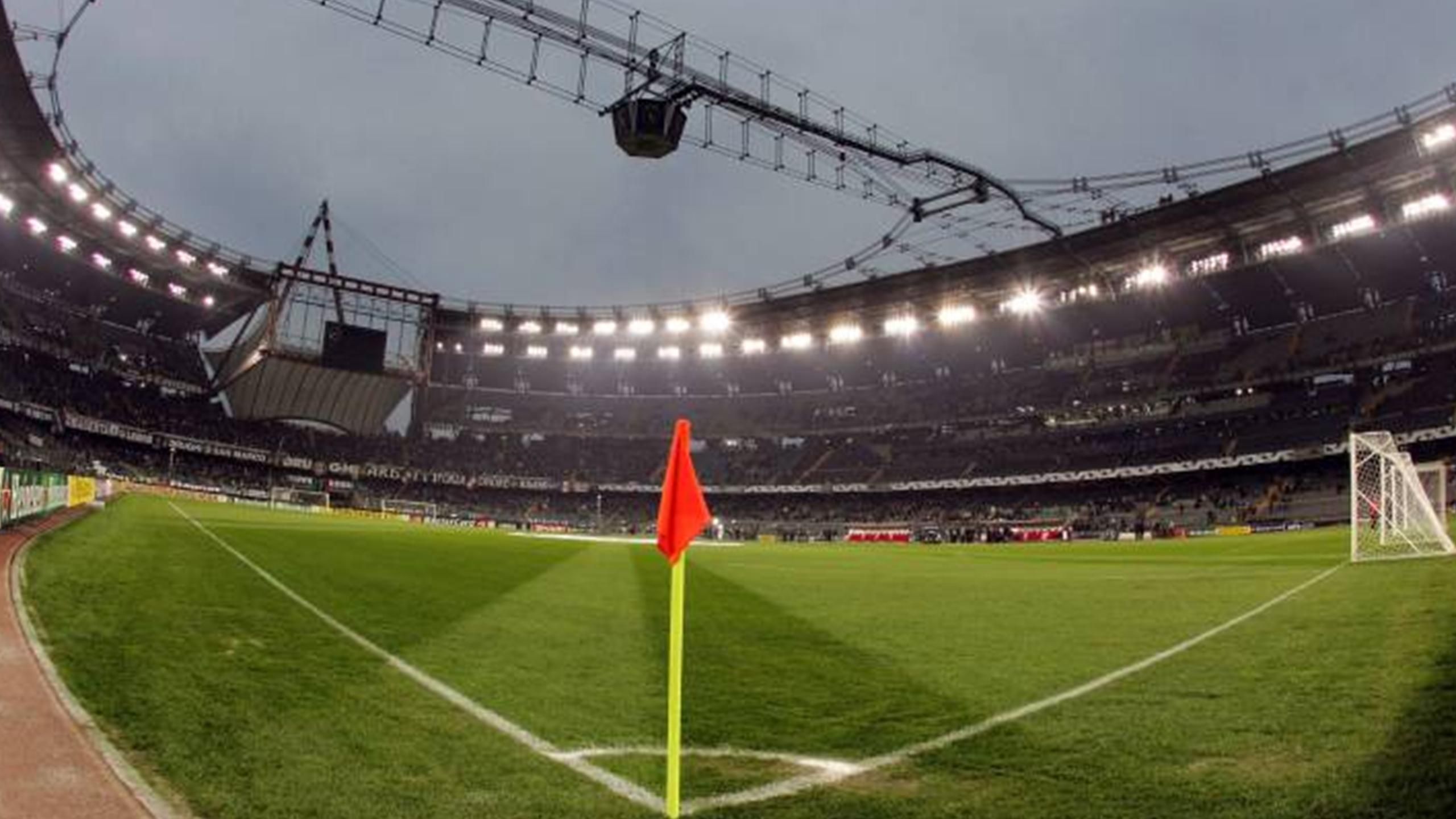 2004-2007 : Scandale en interne à Turin, entre manipulation et suspections