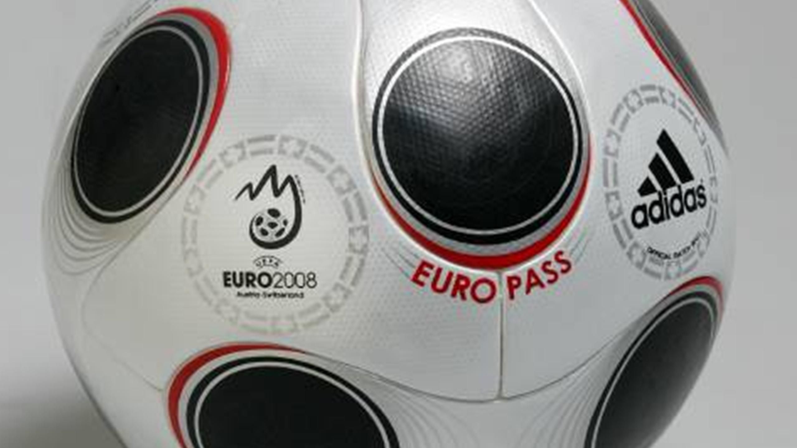 Adidas 'Europass': Euro 2008 match ball - Footy Boots