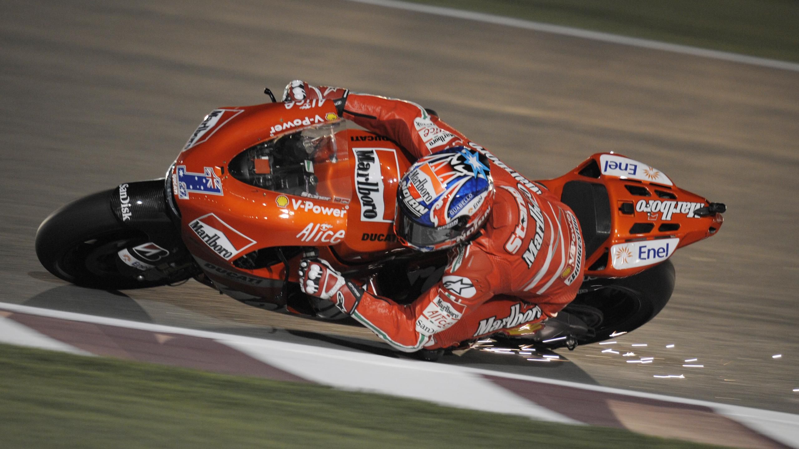 Stoner on pole in Qatar Eurosport