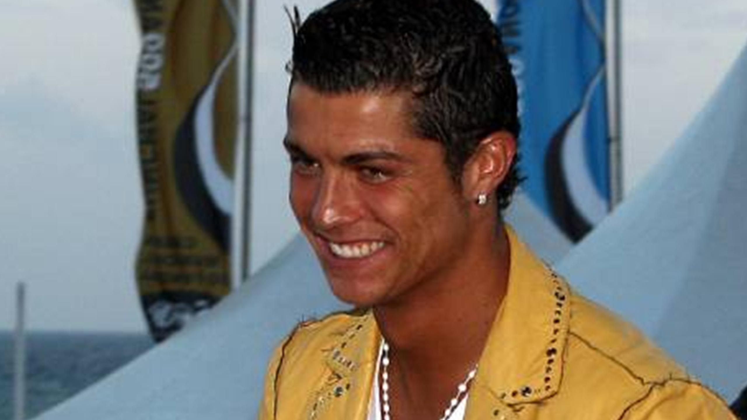 2009 ronaldo hi-res stock photography and images - Alamy