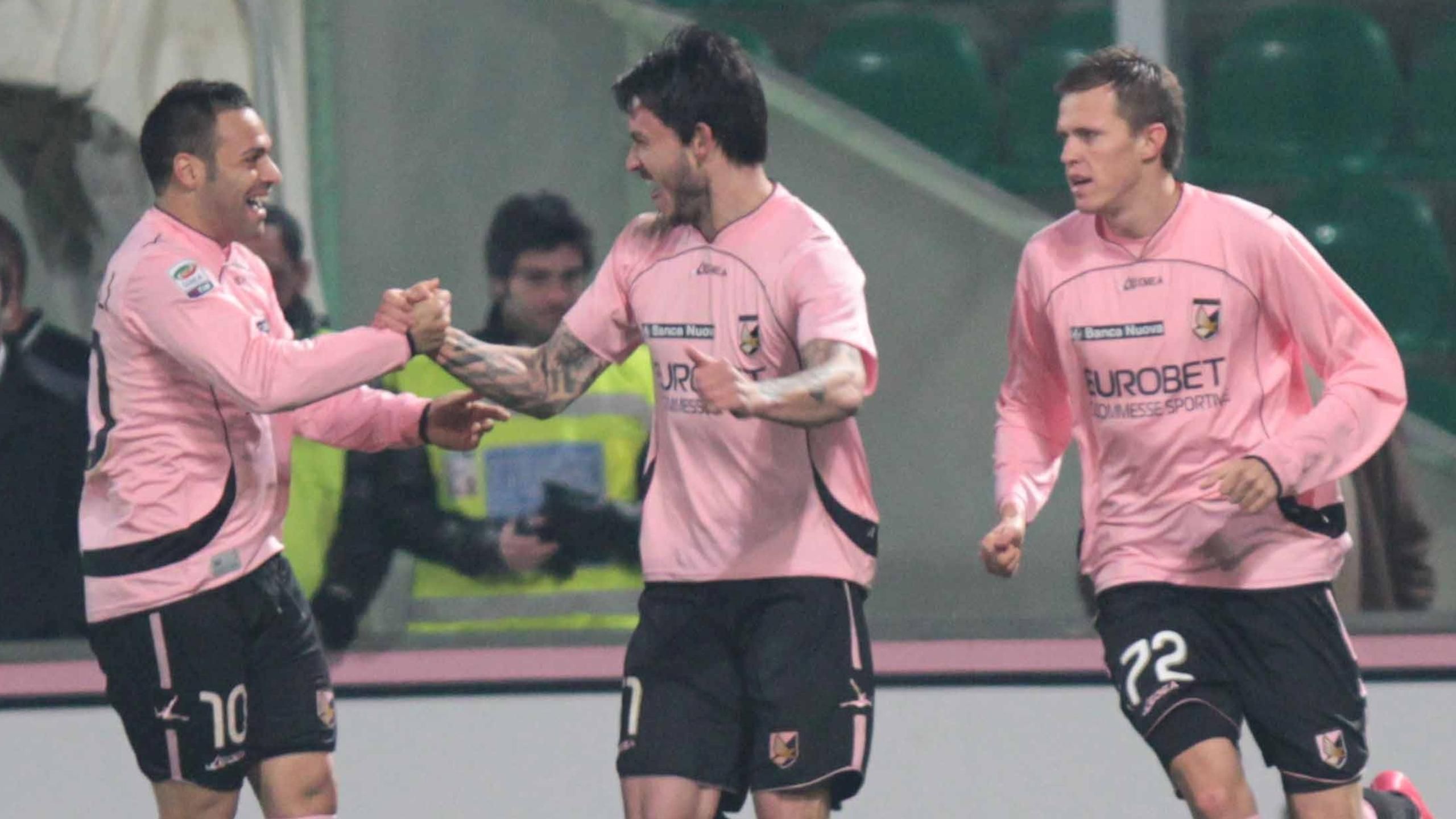 US Palermo News, Fixtures & Results, Table, Players