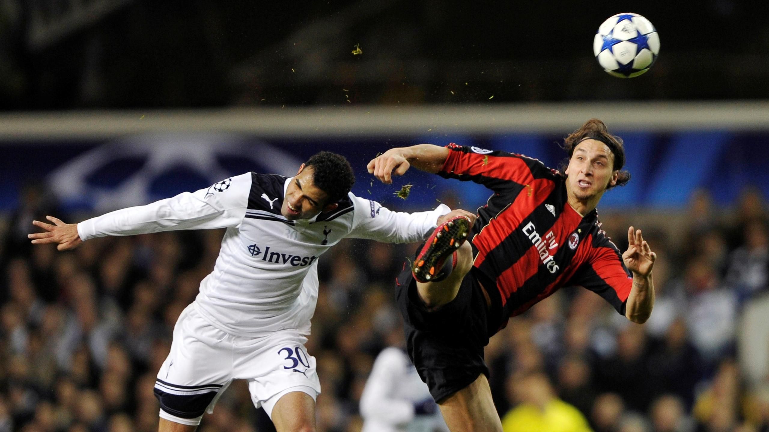 Em 2011, Milan e Tottenham fizeram jogo tenso, marcado por treta
