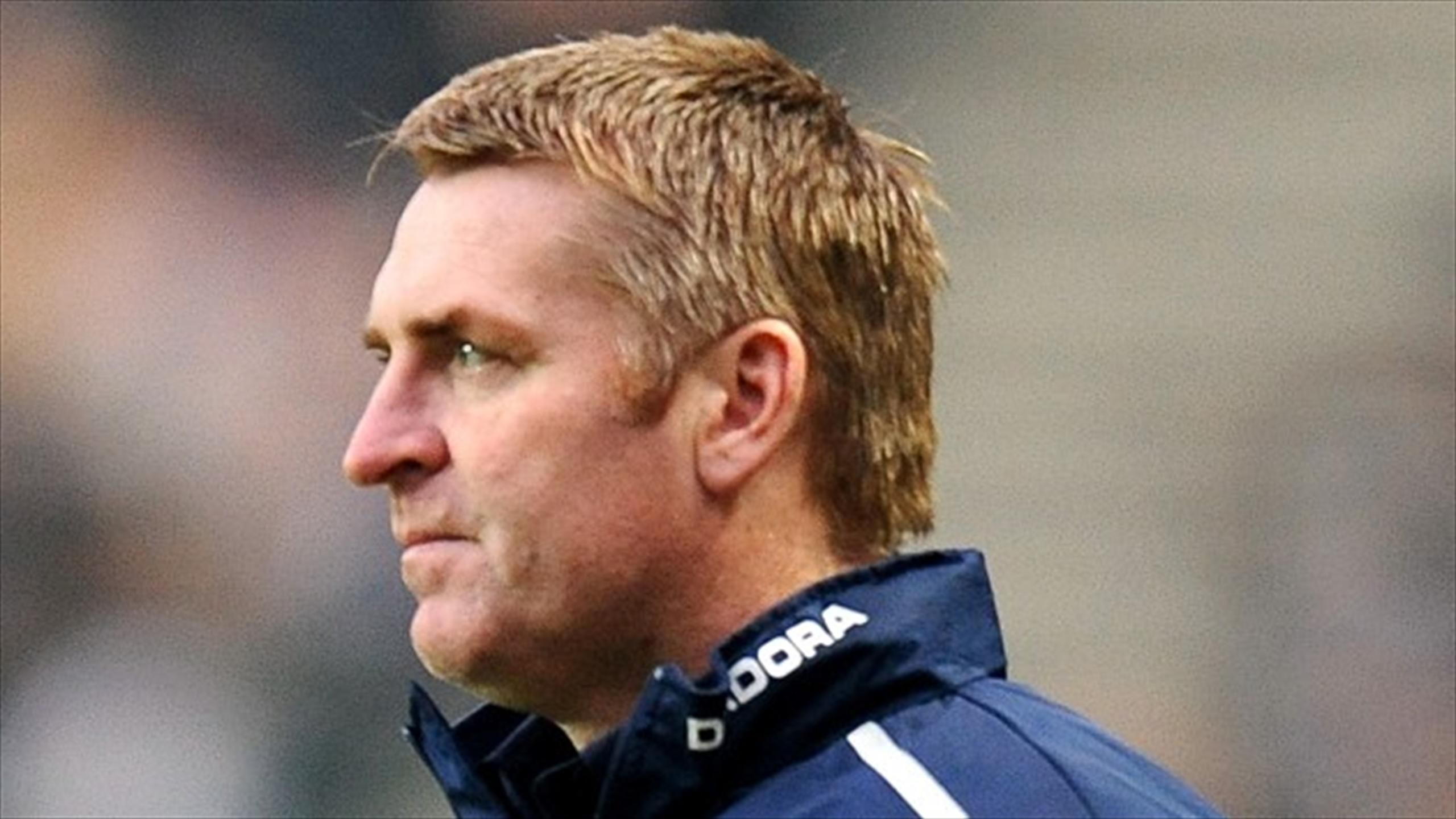 Smith signs new contract at Walsall - Eurosport