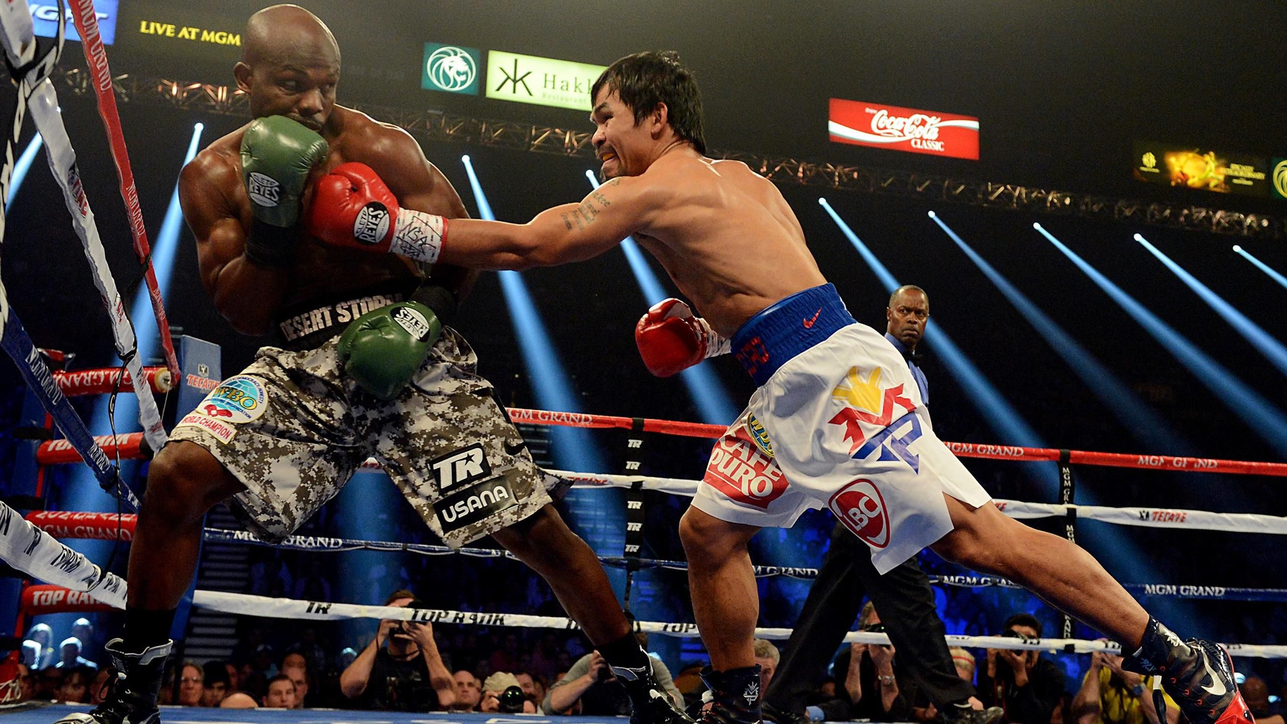 Manny Pacquiao to wear £1.5 million shorts in mega-fight with Floyd  Mayweather - Eurosport