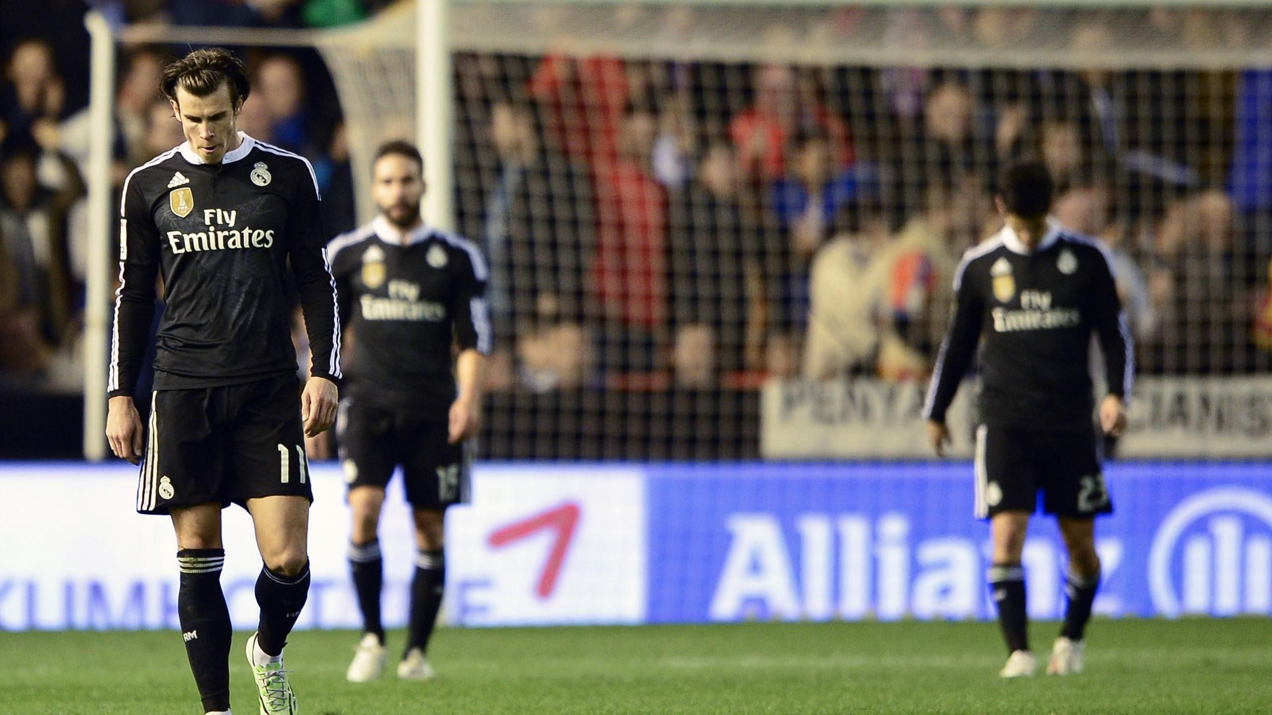 Valencia 2-1 Real Madrid. The winning streak finally came to an end