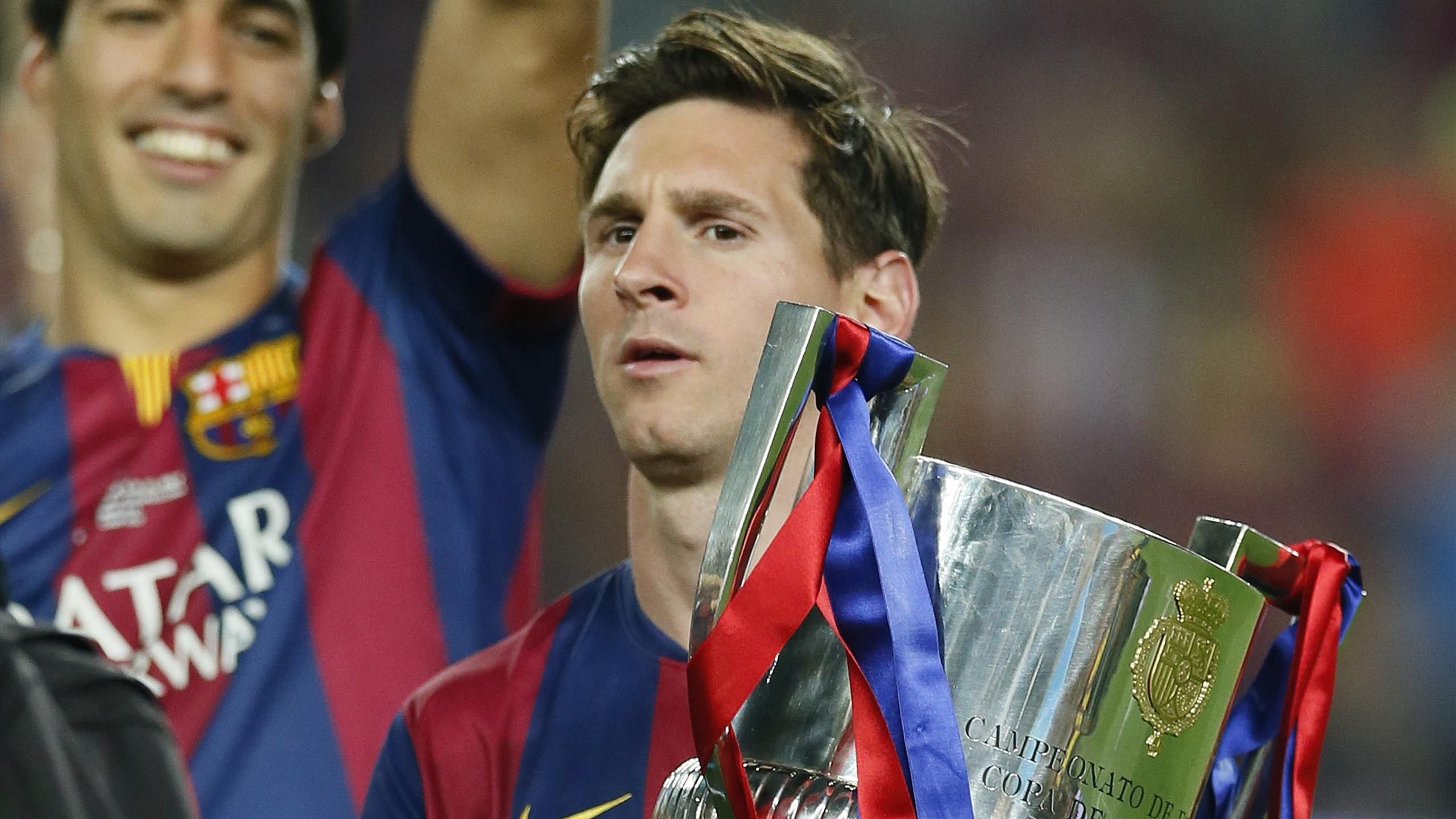 Who is better? Lionel Messi in 2009 or 2015? - Eurosport