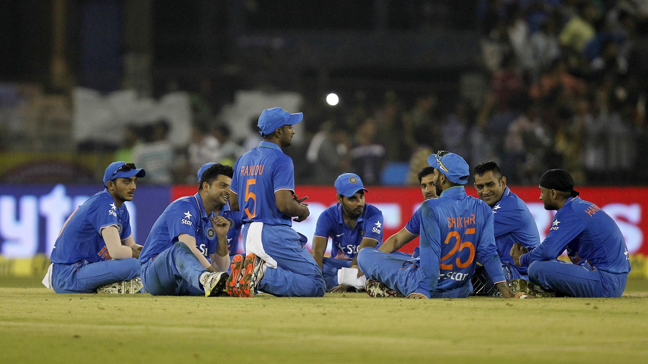India v South Africa T20 suspended due to crowd trouble