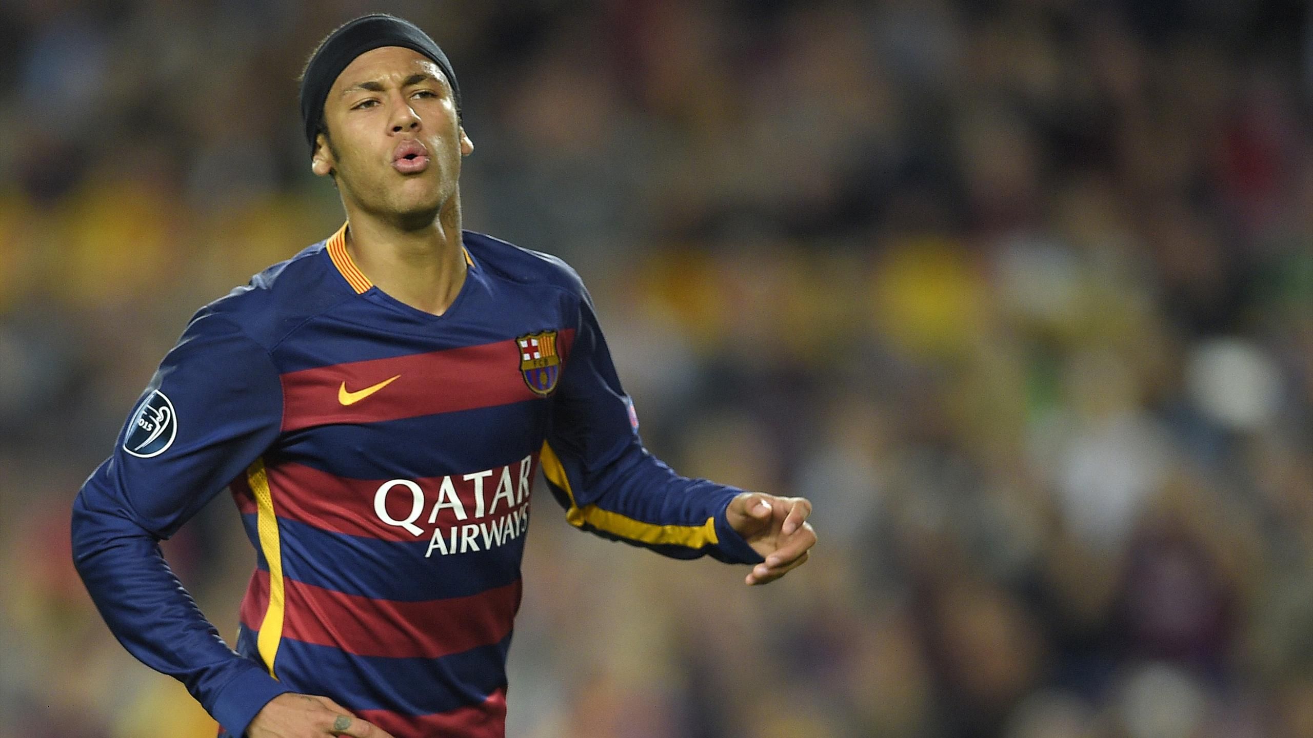 Lionel Messi set for Ballon d'Or but Neymar threatens the old duopoly, Ballon d'Or