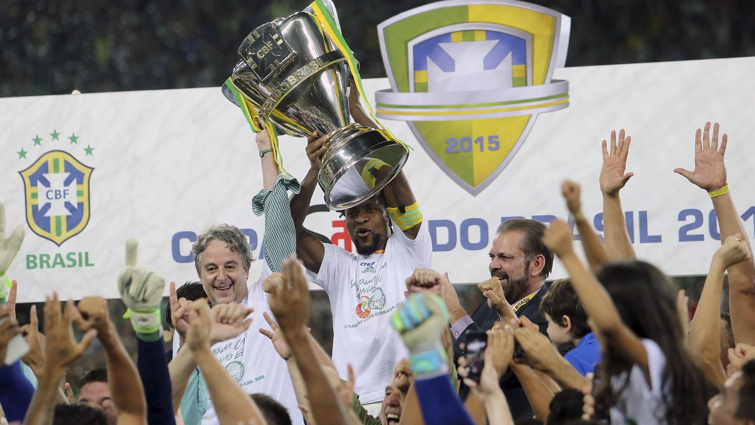 Brazil's Palmeiras forward Keno heads the ball to score a goal News  Photo - Getty Images