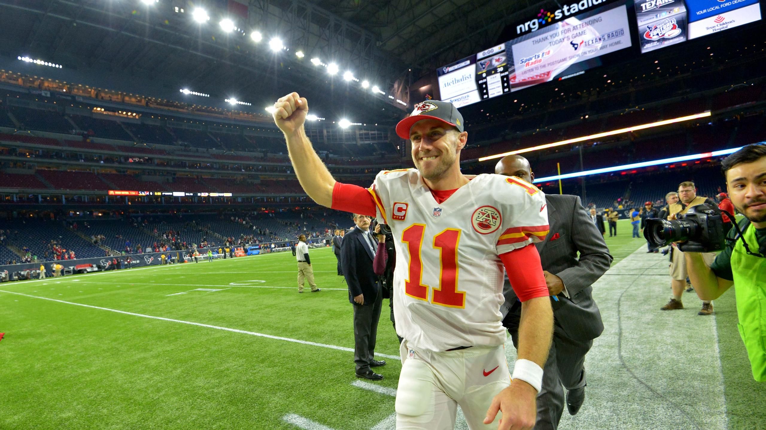 Chiefs beat Texans 30-0 for first playoff win since 1994