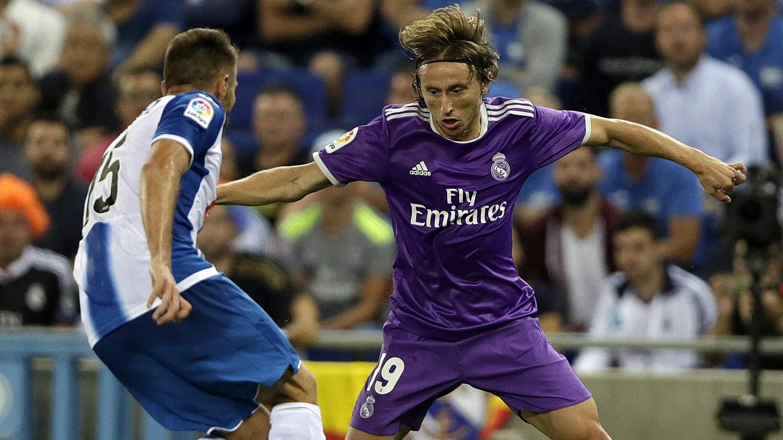 Real Madrid : Luka Modric touché au genou gauche et absent environ un ...
