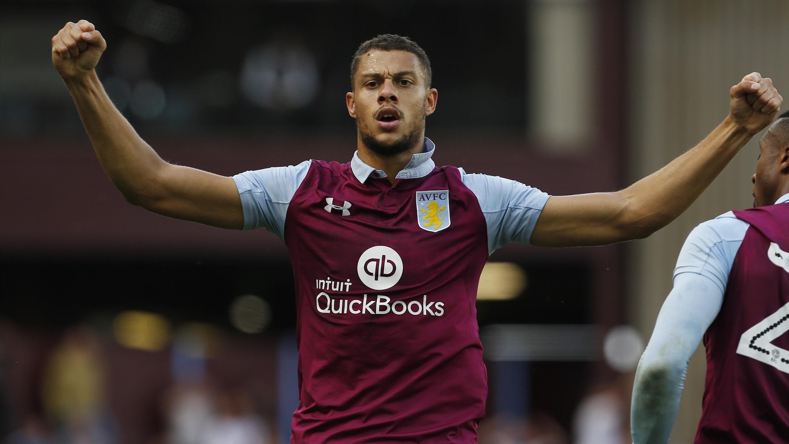 Rudy gestede top