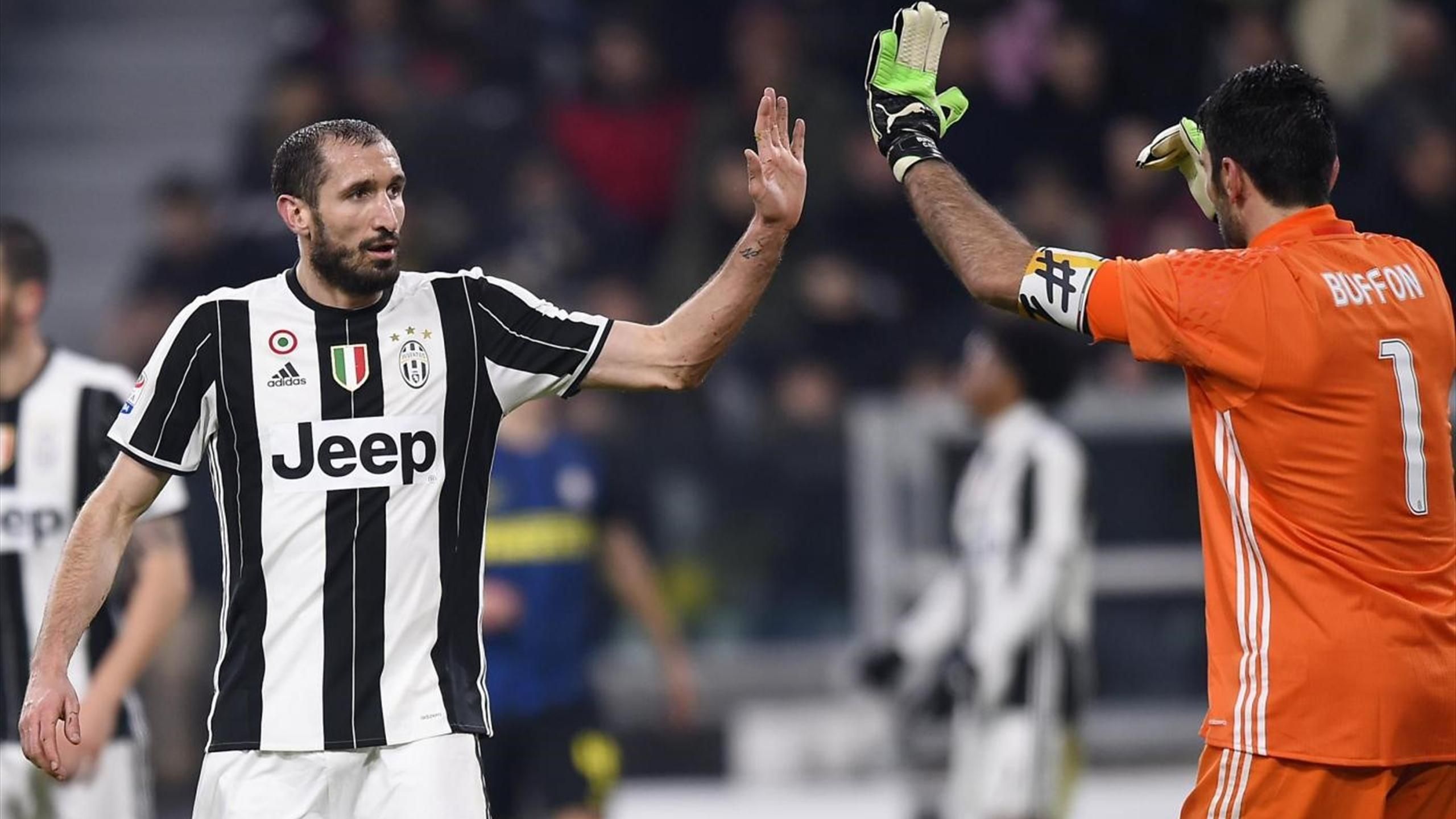 Magliette outlet buffon champion
