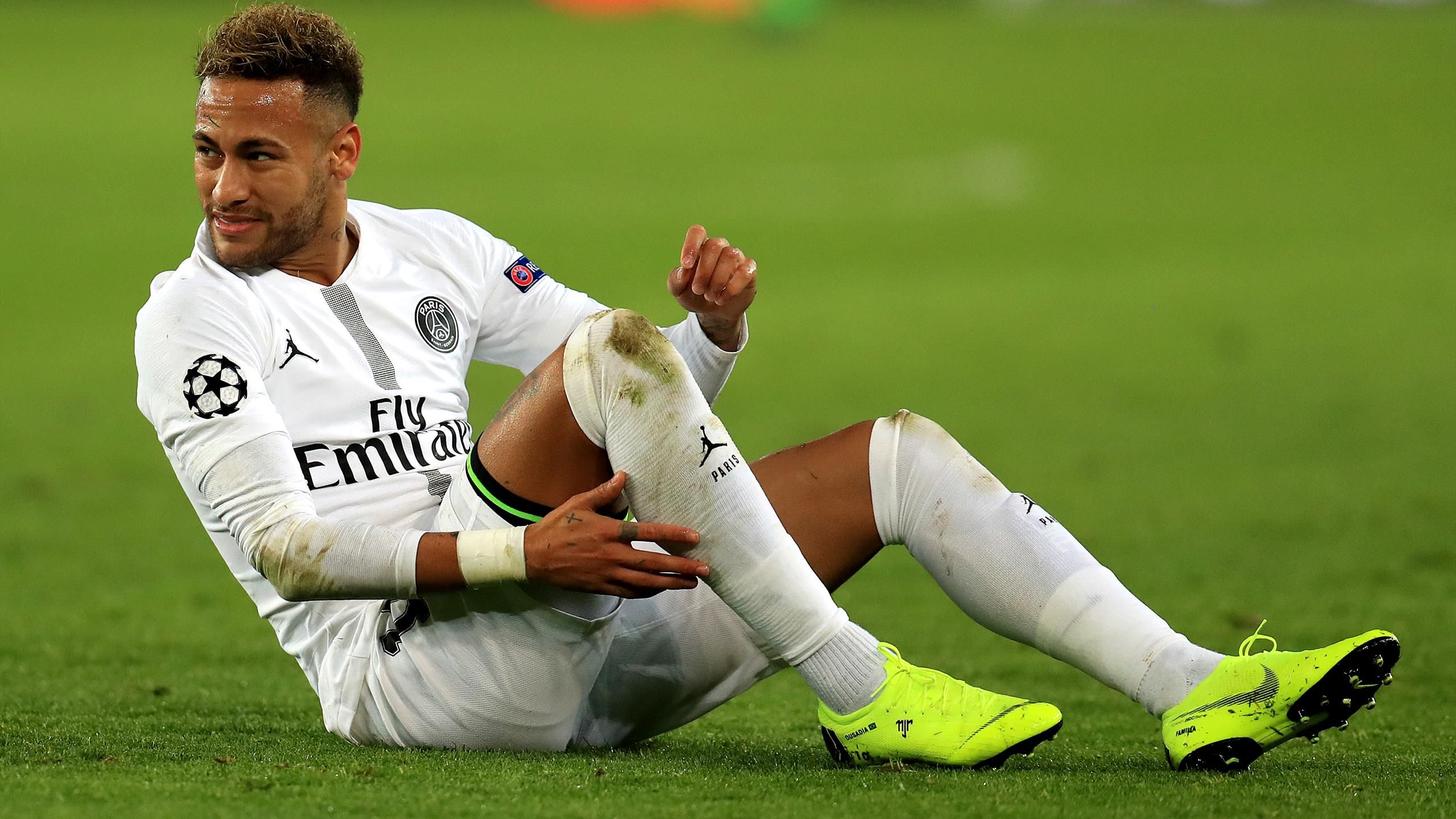 PSG s Neymar ruled out of Champions League tie with Manchester